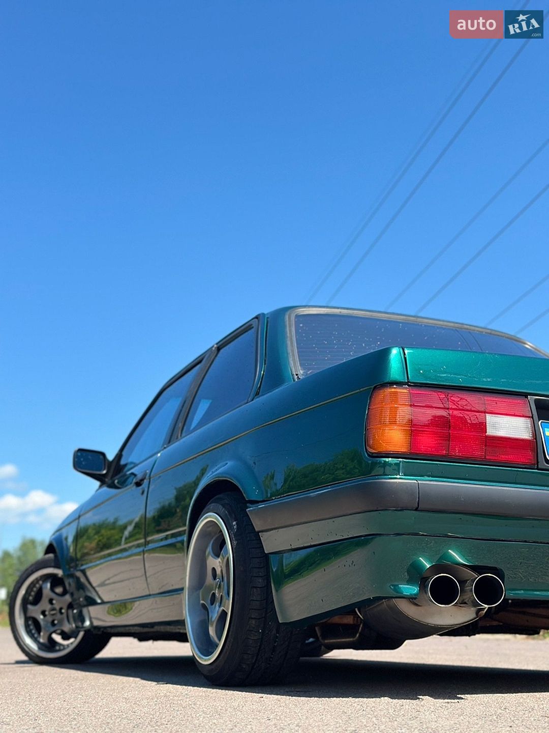 BMW 3 Series 1990 VIN WBAAB11050AA35954 фото оголошення 2 з 9