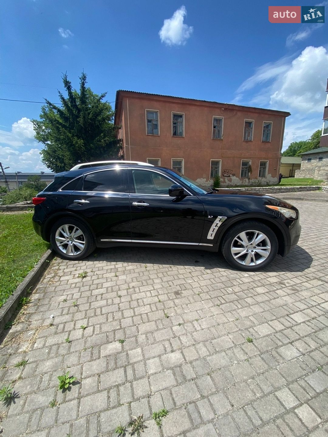 Infiniti QX70 2015 VIN JN8CS1MW2GM750227 фото оголошення 2 з 20