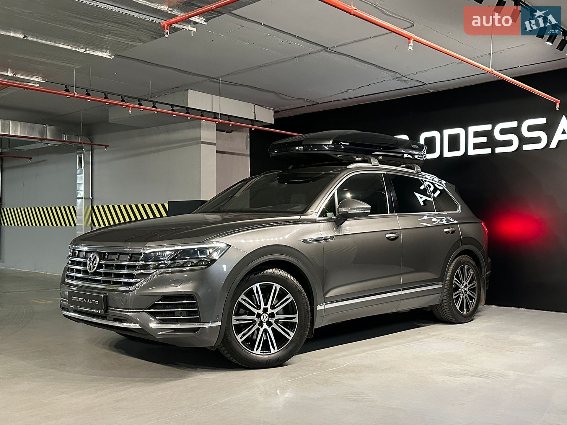Volkswagen Touareg 2019 VIN WVGZZZCRZKD026854 фото оголошення 3 з 32