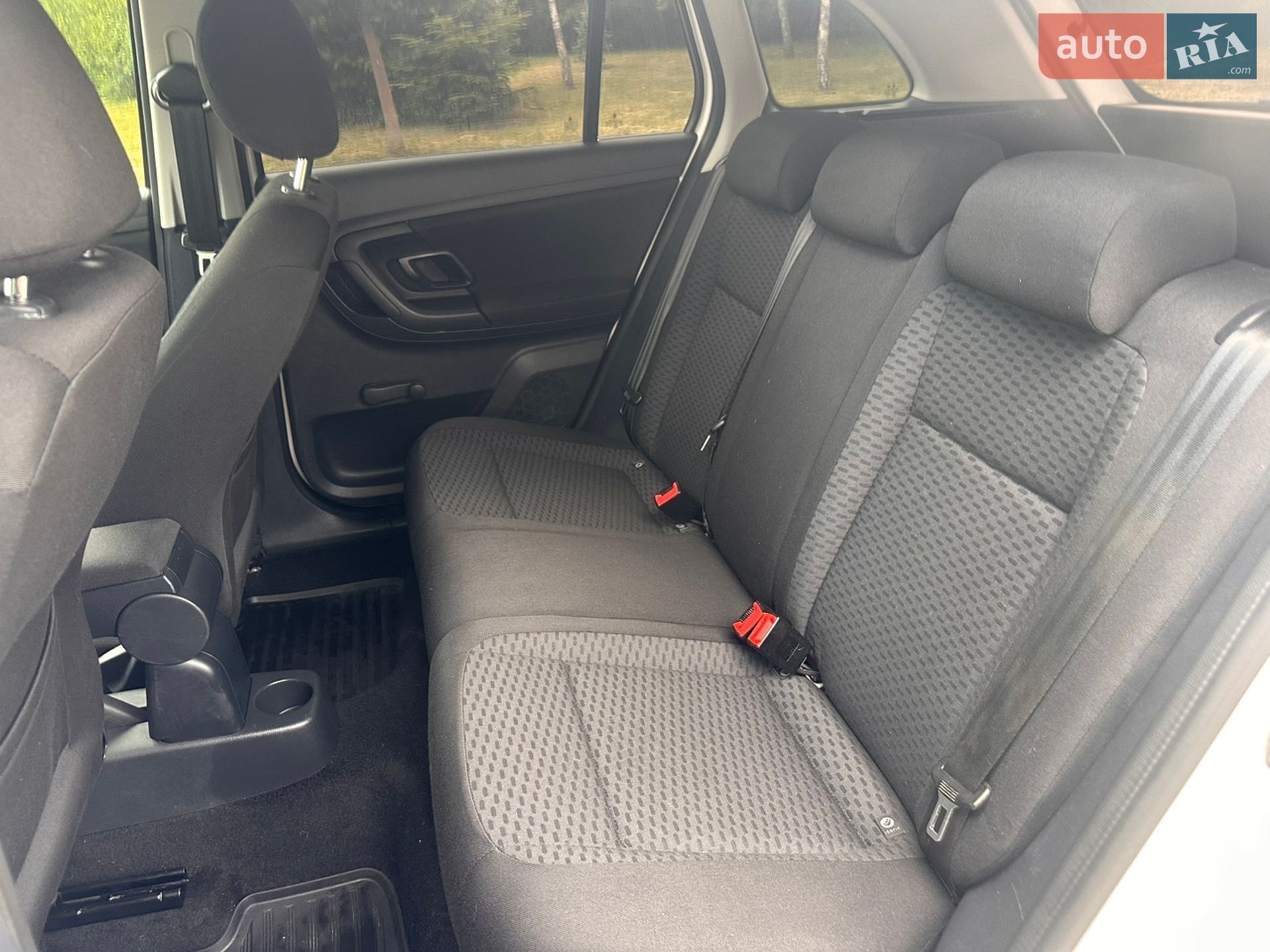 Skoda Fabia 2014 VIN TMBJS25J9F3029824 фото оголошення 8 з 10