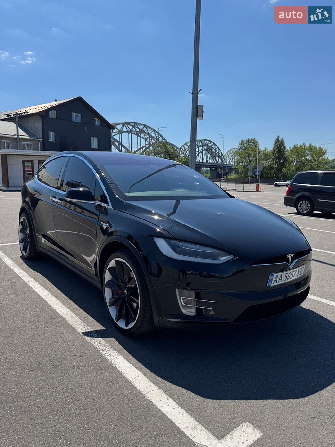 Tesla Model X 2020 VIN 5YJXCDE40MF324985 фото оголошення 2 з 7