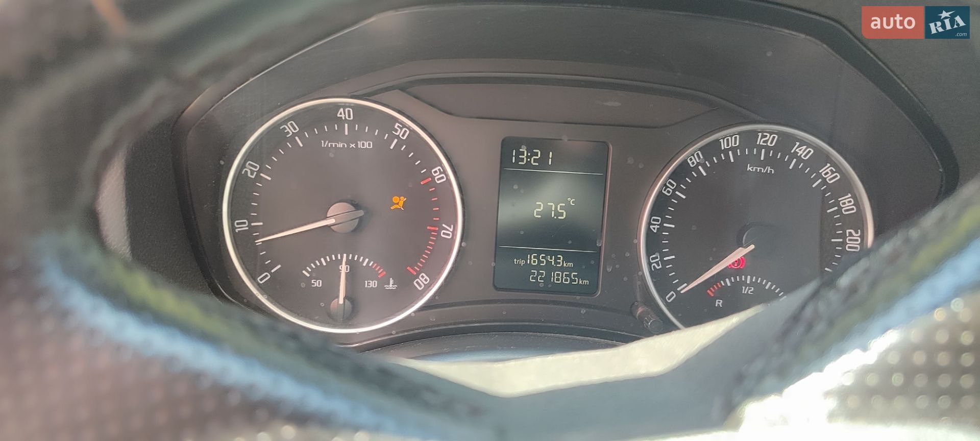 Skoda Octavia 2010 VIN TMBHJ61Z0B8029759 фото оголошення 2 з 9