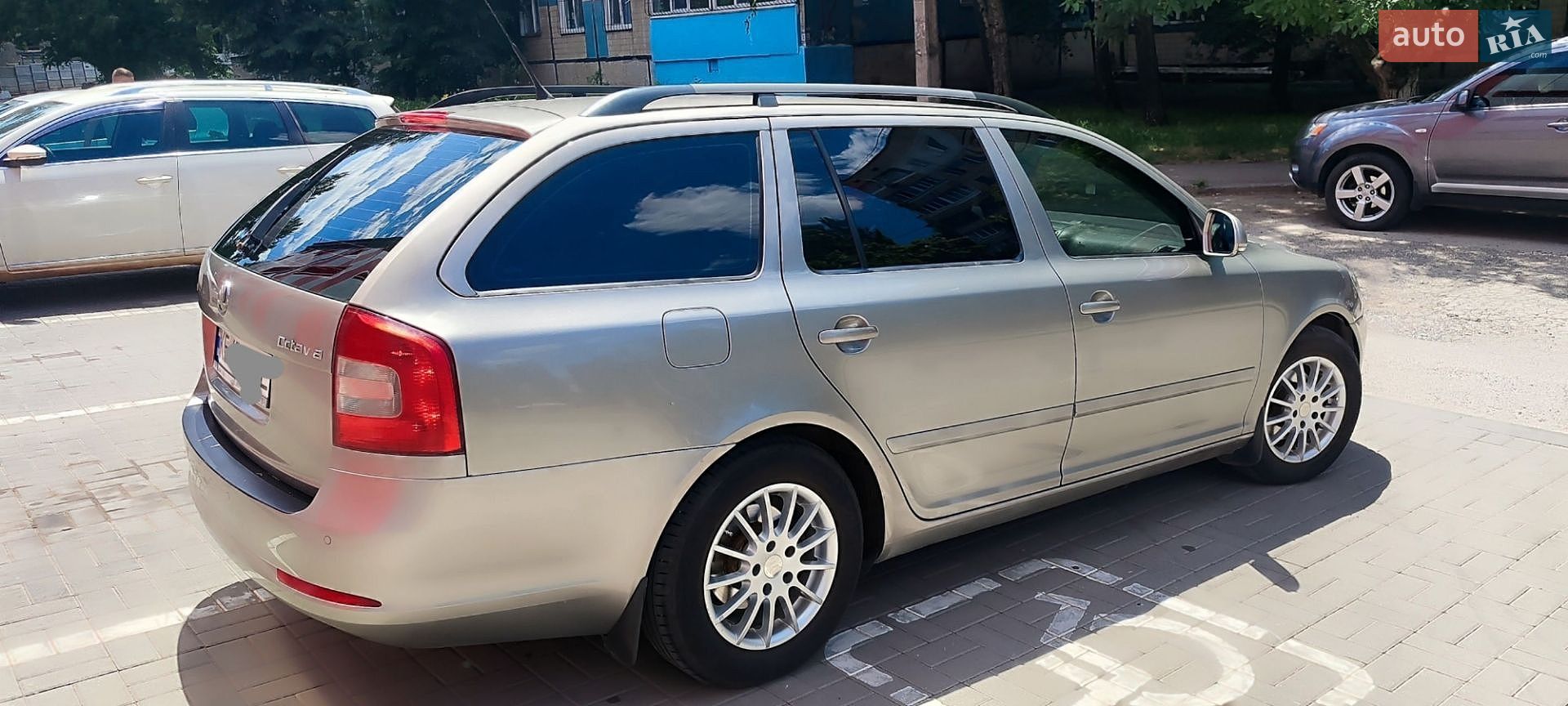Skoda Octavia 2010 VIN TMBHJ61Z0B8029759 фото оголошення 3 з 9