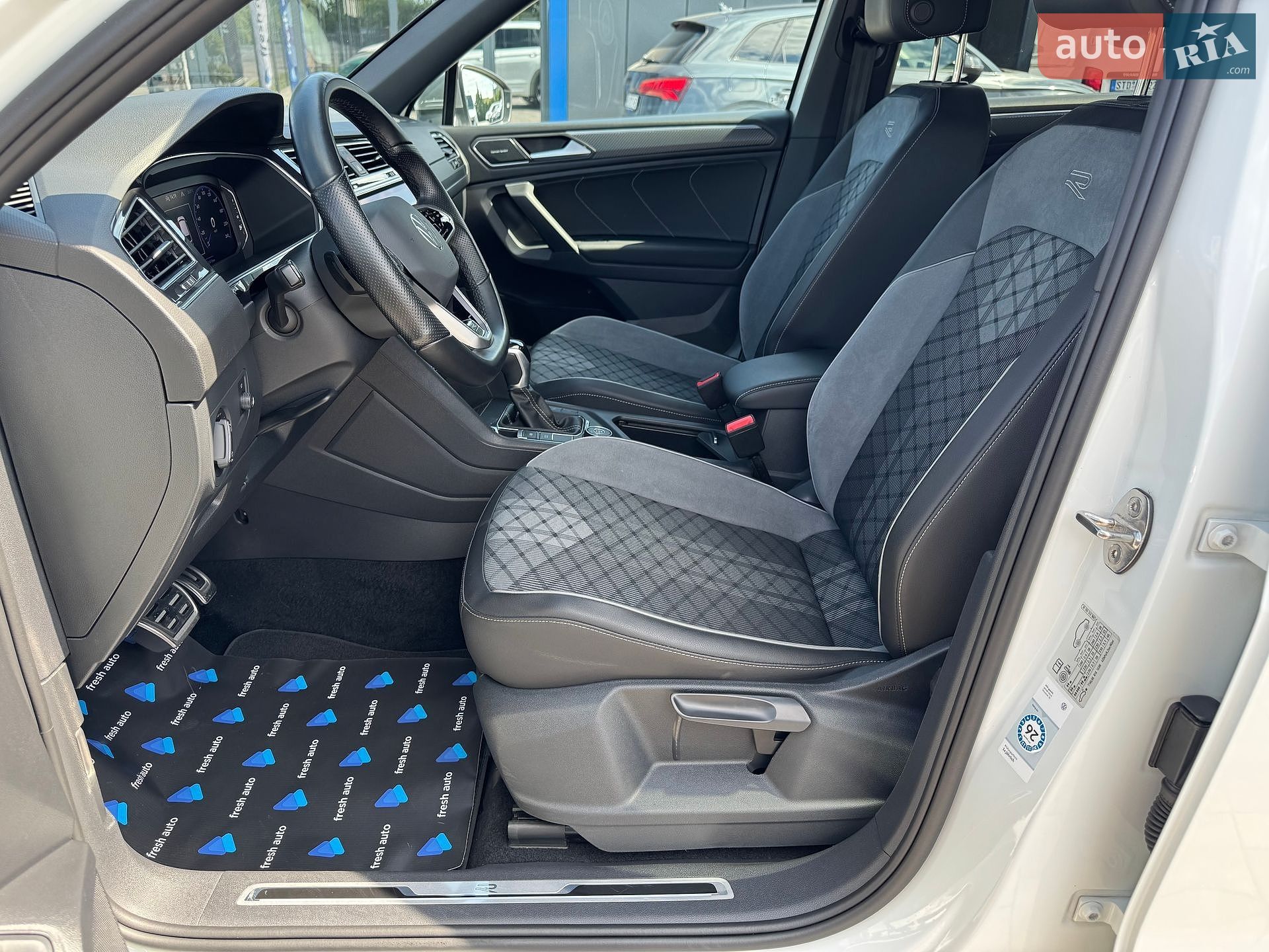 Volkswagen Tiguan Allspace 2022 VIN WVGZZZ5NXPM033558 фото оголошення 20 з 43