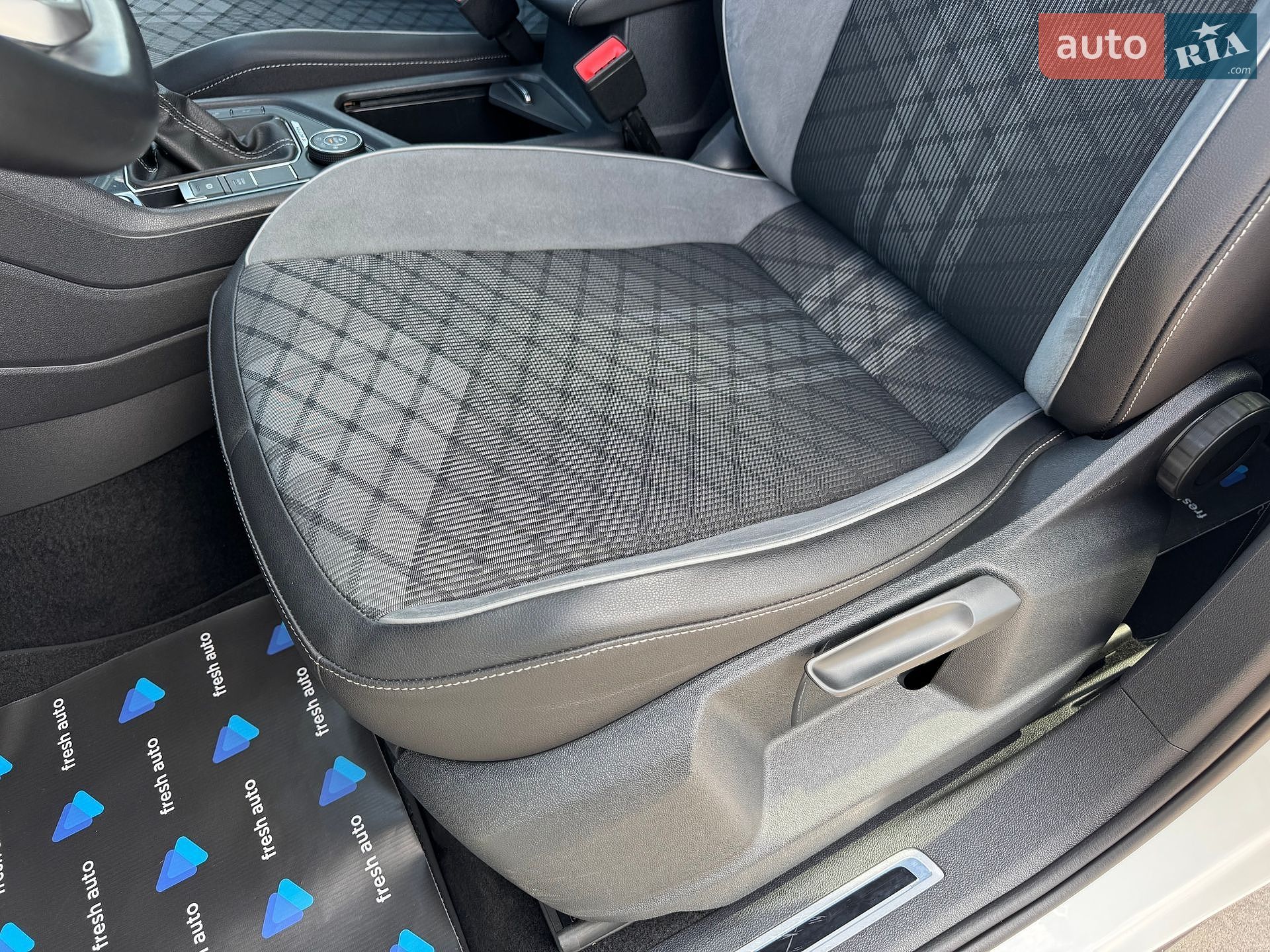 Volkswagen Tiguan Allspace 2022 VIN WVGZZZ5NXPM033558 фото оголошення 18 з 43