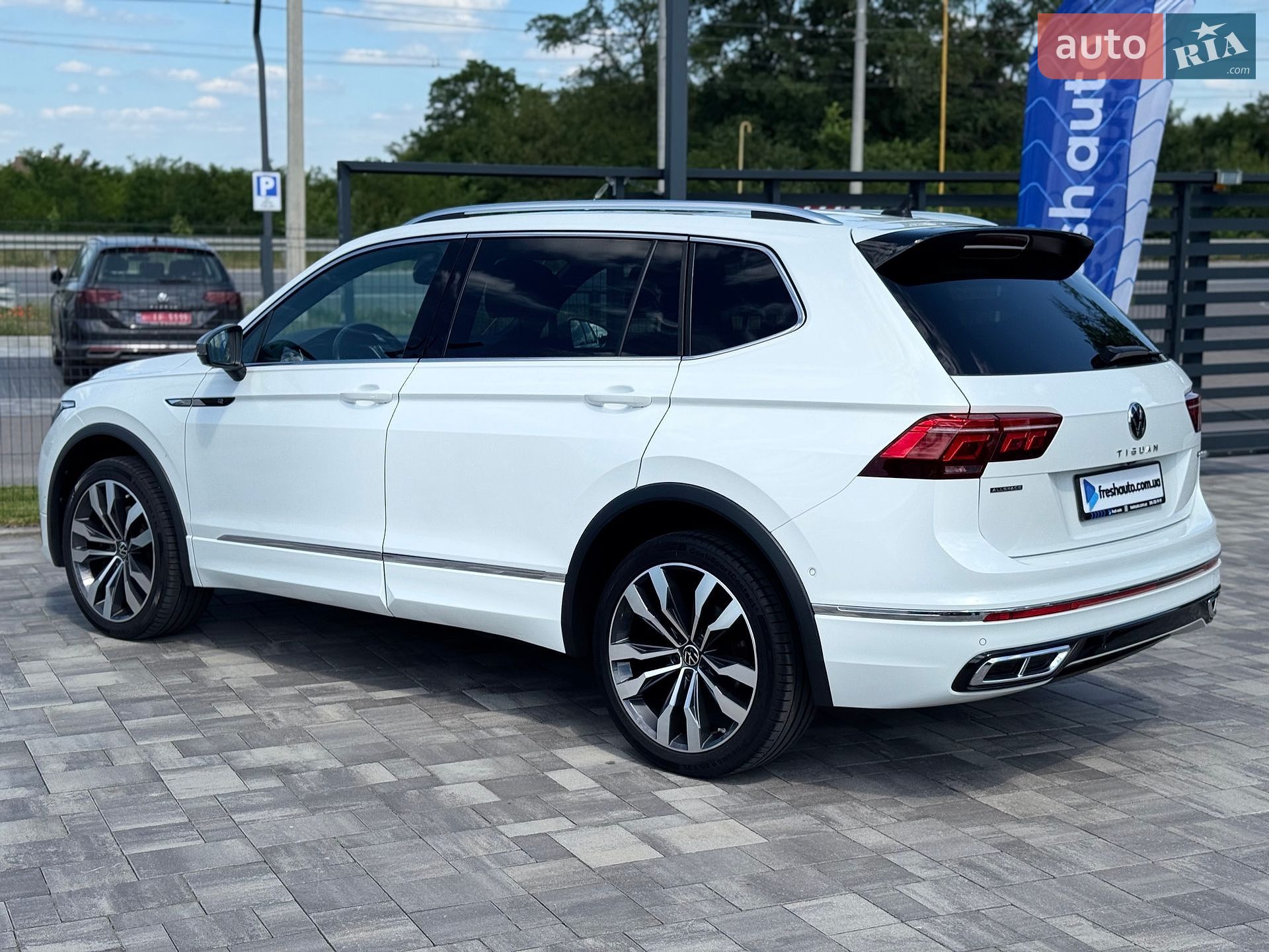 Volkswagen Tiguan Allspace 2022 VIN WVGZZZ5NXPM033558 фото оголошення 9 з 43