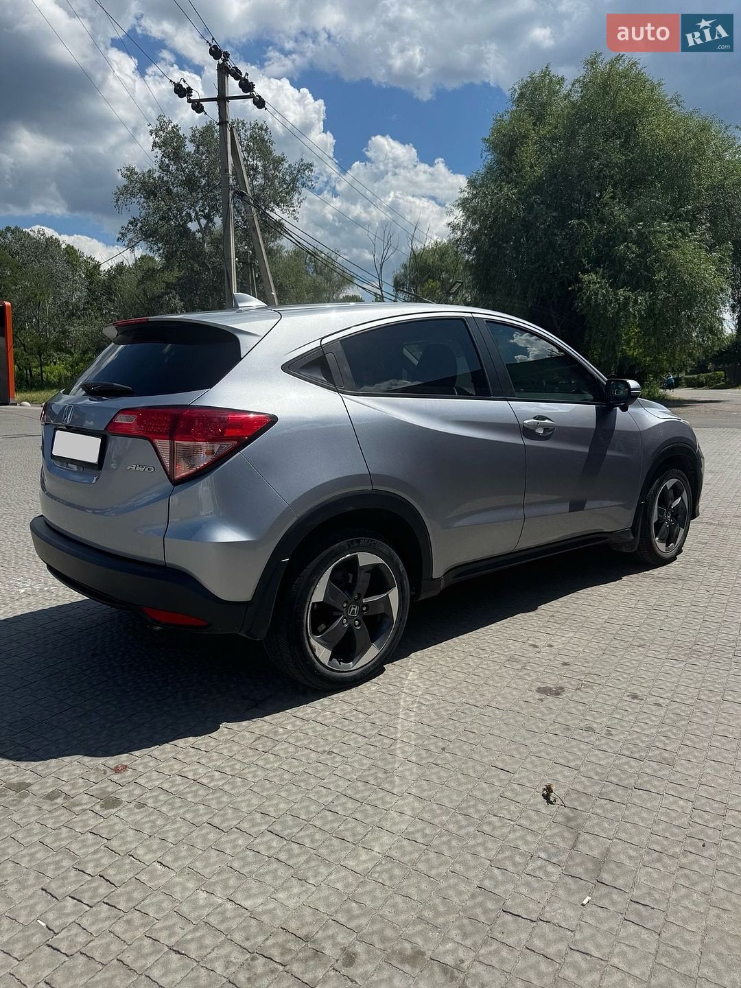 Honda HR-V 2018 VIN 3CZRU6H51JM717546 фото оголошення 7 з 20