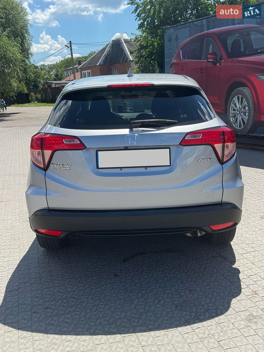 Honda HR-V 2018 VIN 3CZRU6H51JM717546 фото оголошення 10 з 20