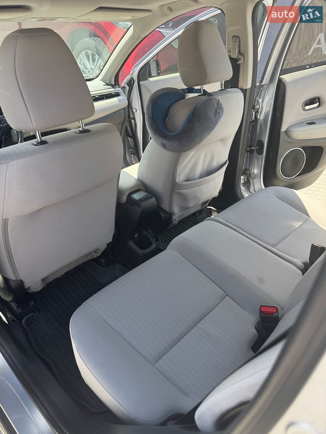 Honda HR-V 2018 VIN 3CZRU6H51JM717546 фото оголошення 16 з 20