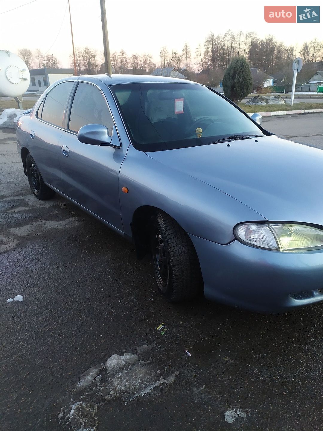 Hyundai Lantra 1997 VIN KMHJF31MPVU581200 фото оголошення 4 з 7
