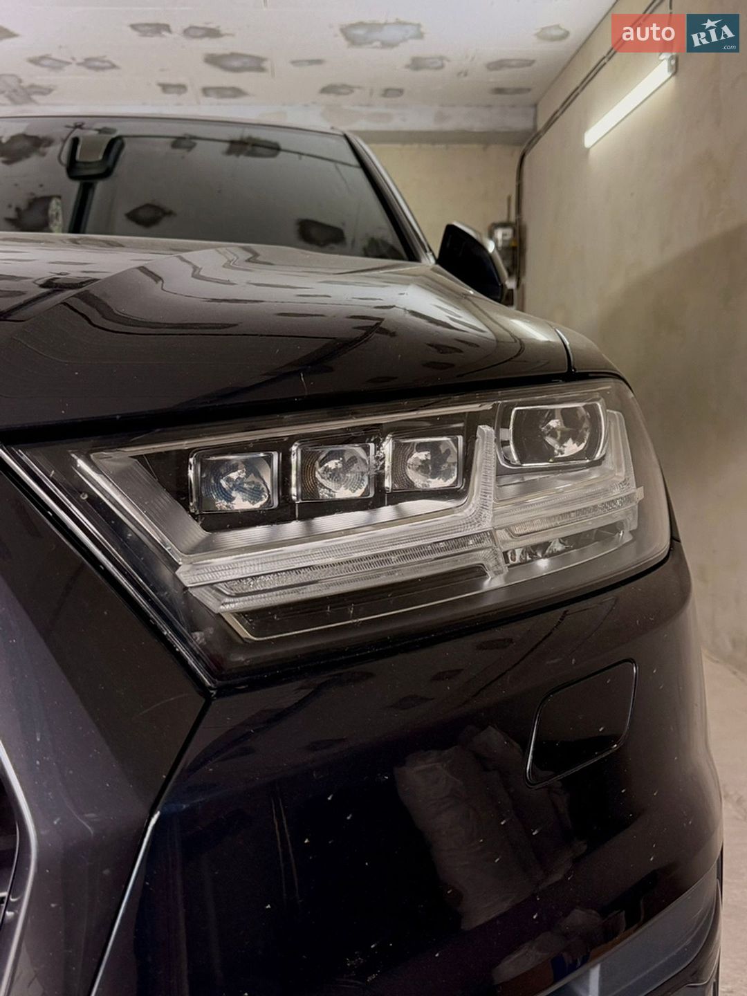 Audi Q7 2016 VIN WAUZZZ4M2HD028589 фото оголошення 10 з 40