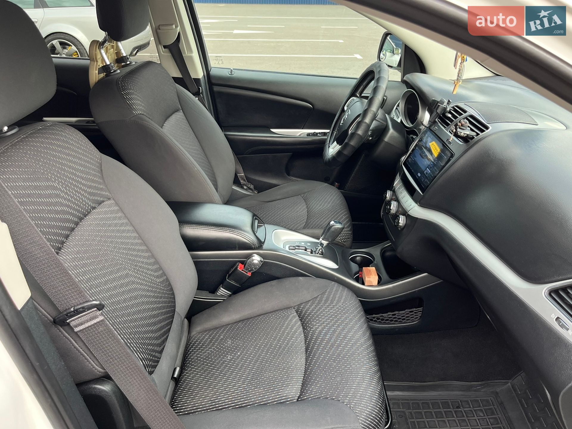 Dodge Journey 2017 VIN 3C4PDCBB8HT675449 фото оголошення 7 з 20