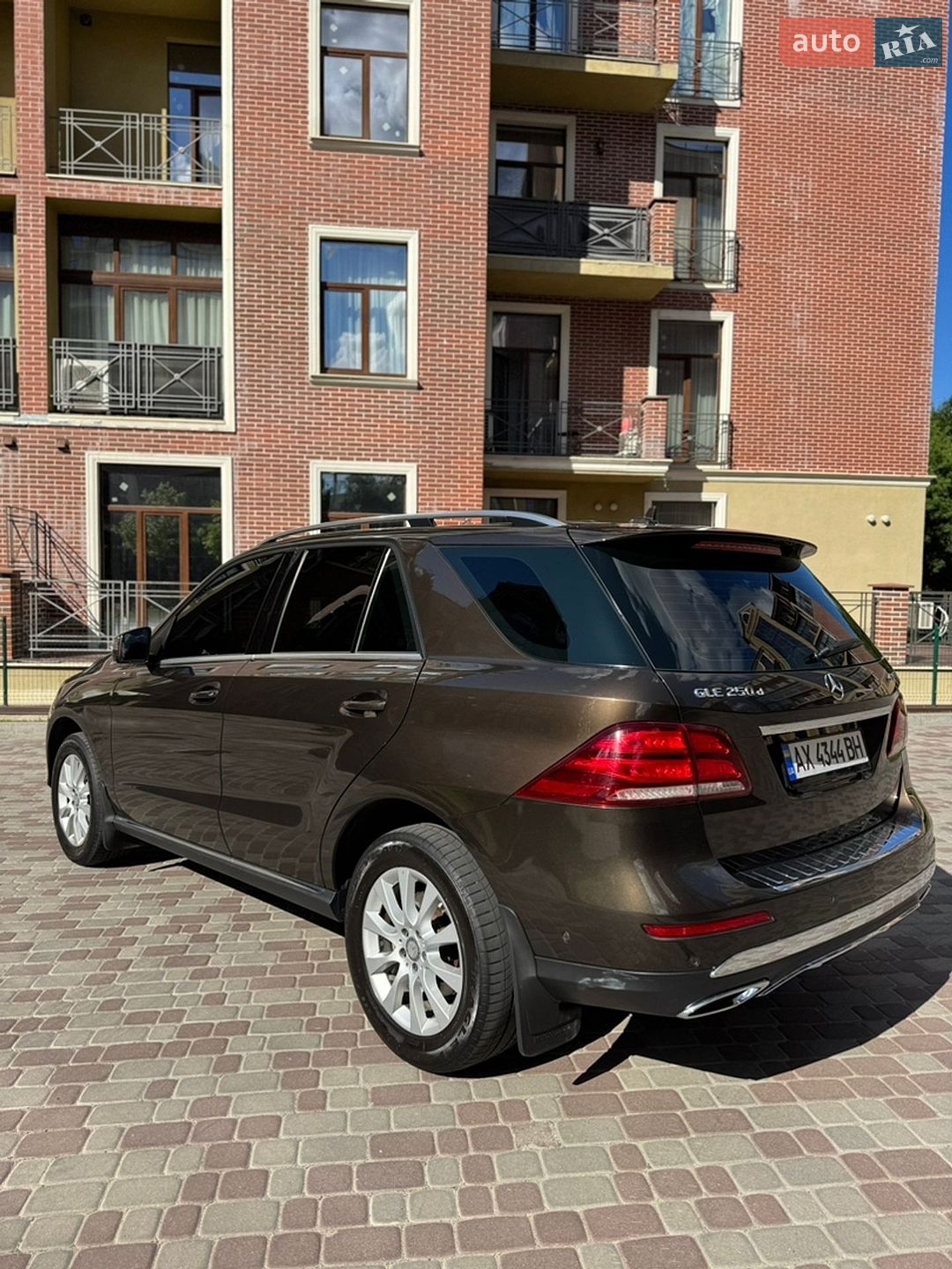 Mercedes-Benz GLE-Class 2015 VIN WDC1660041A697998 фото оголошення 4 з 20
