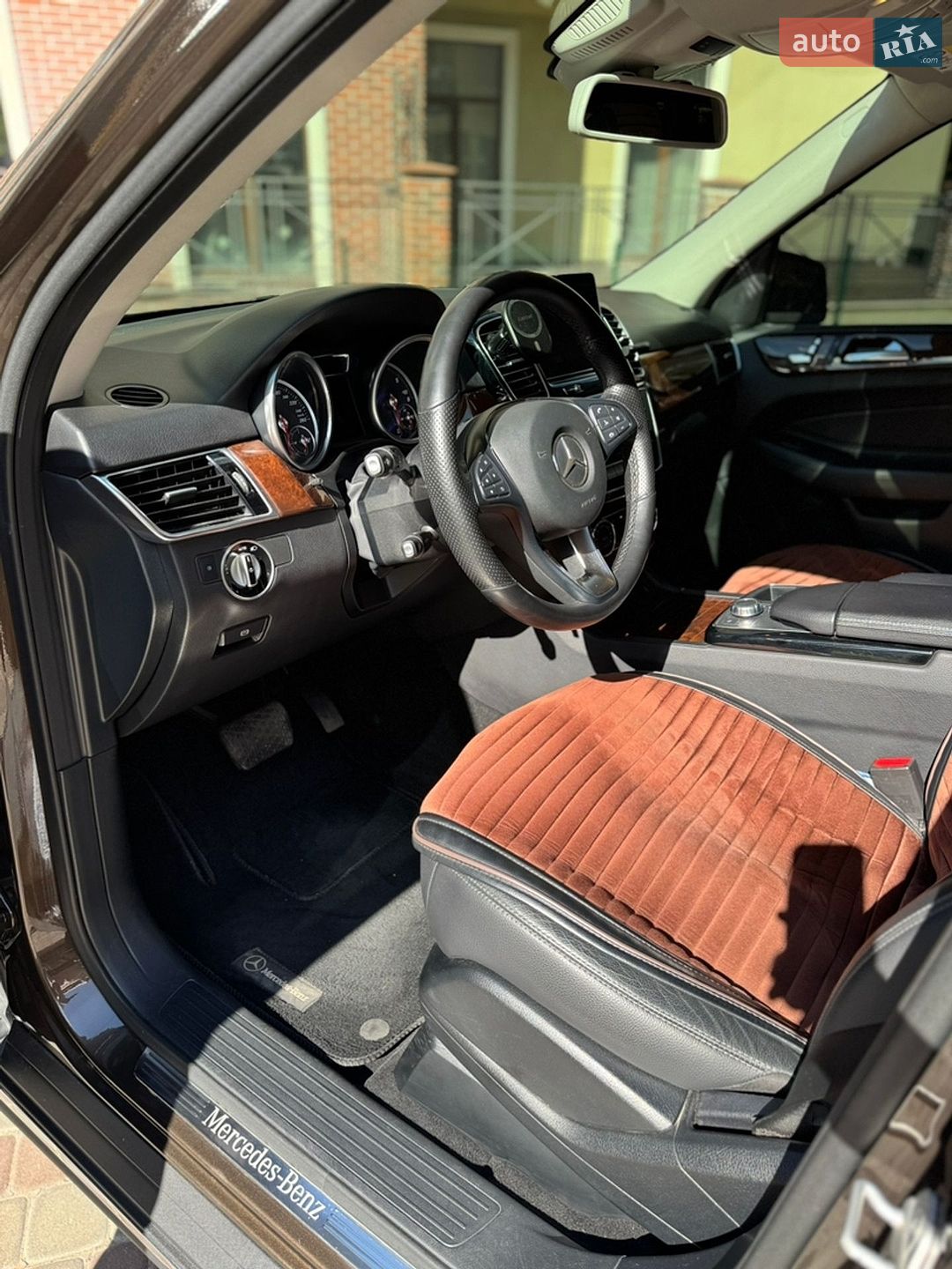 Mercedes-Benz GLE-Class 2015 VIN WDC1660041A697998 фото оголошення 13 з 20