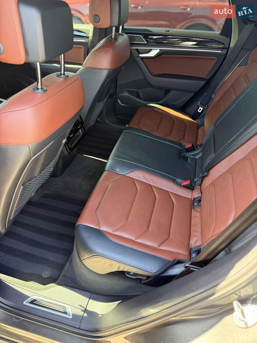Volkswagen Touareg 2024 VIN WVGZZZCR4RD014528 фото оголошення 14 з 18