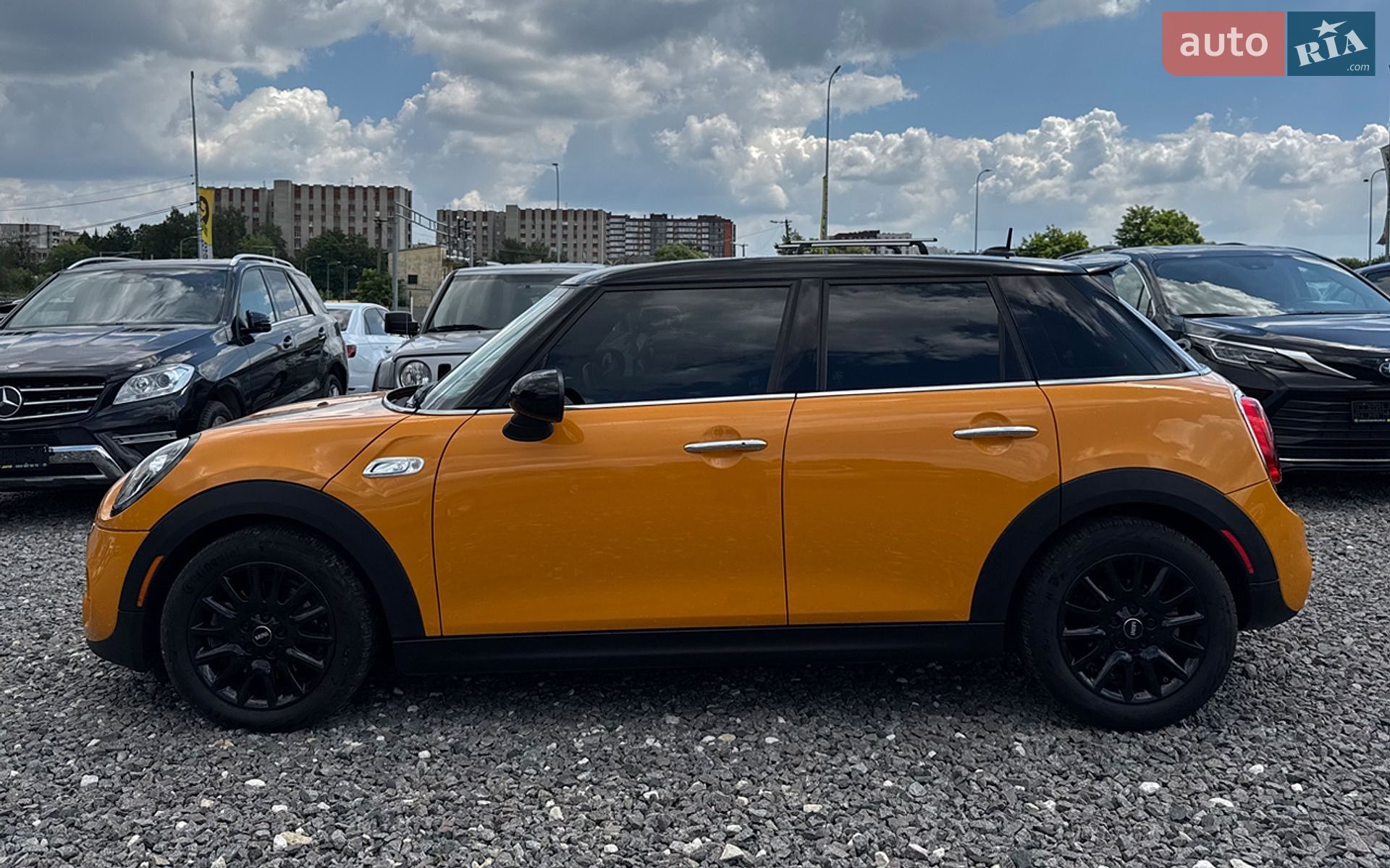 MINI Cooper 2016 VIN WMWXU3C53H2D32770 фото оголошення 4 з 20