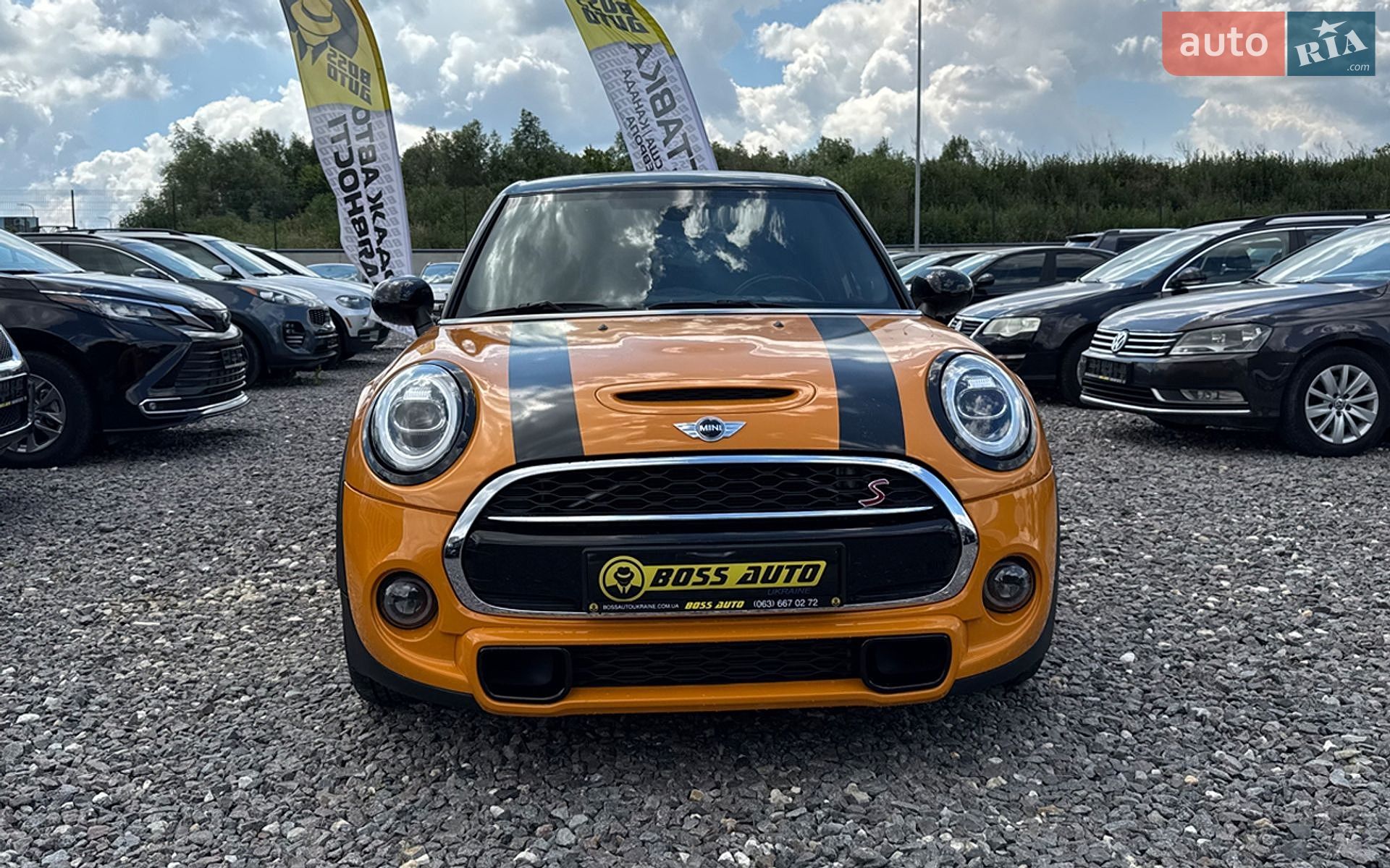 MINI Cooper 2016 VIN WMWXU3C53H2D32770 фото оголошення 2 з 20