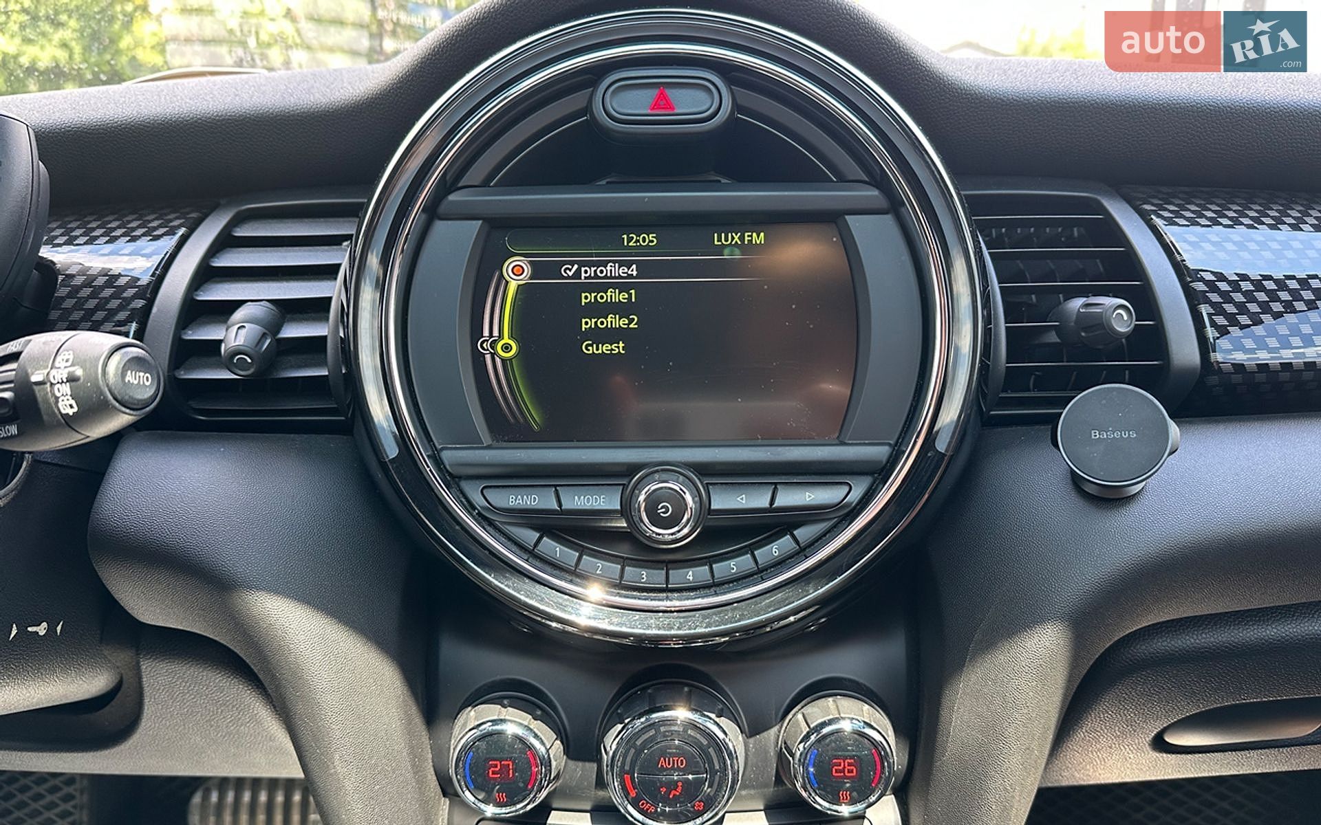 MINI Cooper 2016 VIN WMWXU3C53H2D32770 фото оголошення 14 з 20