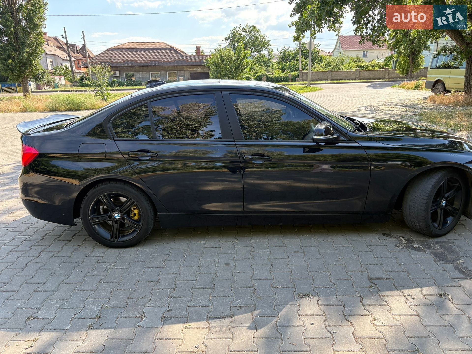 BMW 3 Series 2012 VIN WBA3C1C52DF435037 фото оголошення 8 з 12