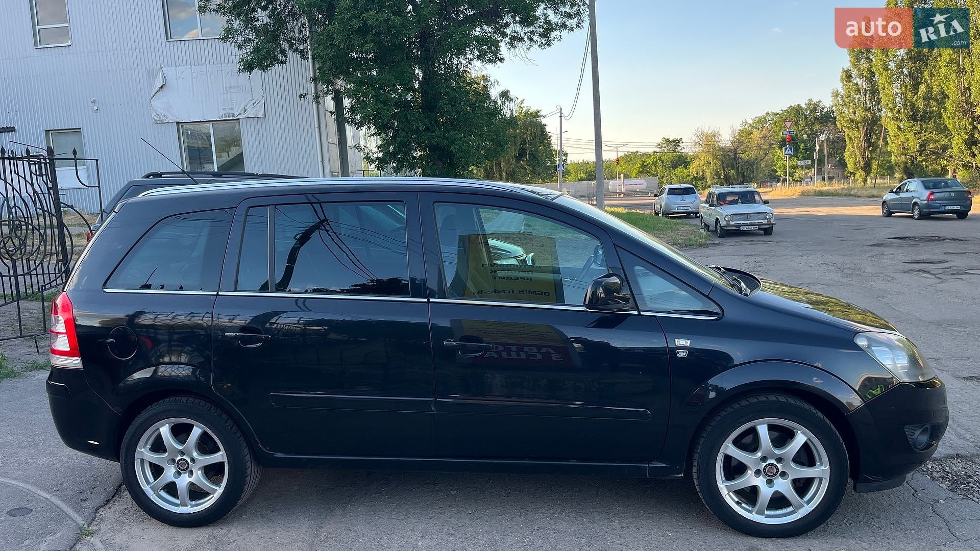 Opel Zafira 2010 VIN W0L0AHM75A2130733 фото оголошення 8 з 20