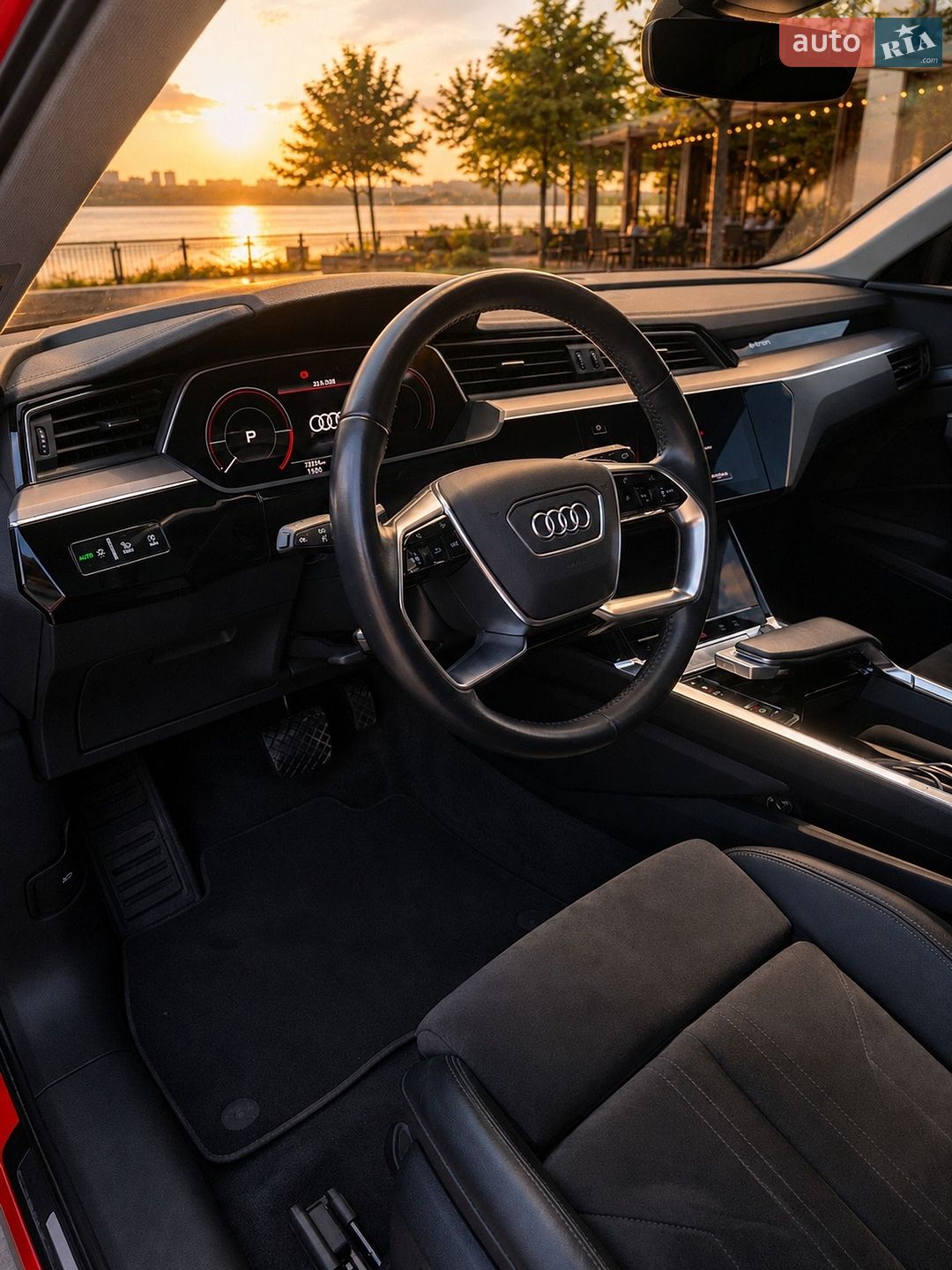 Audi e-tron Sportback 2021 VIN WAUZZZGE7MB034978 фото оголошення 7 з 11