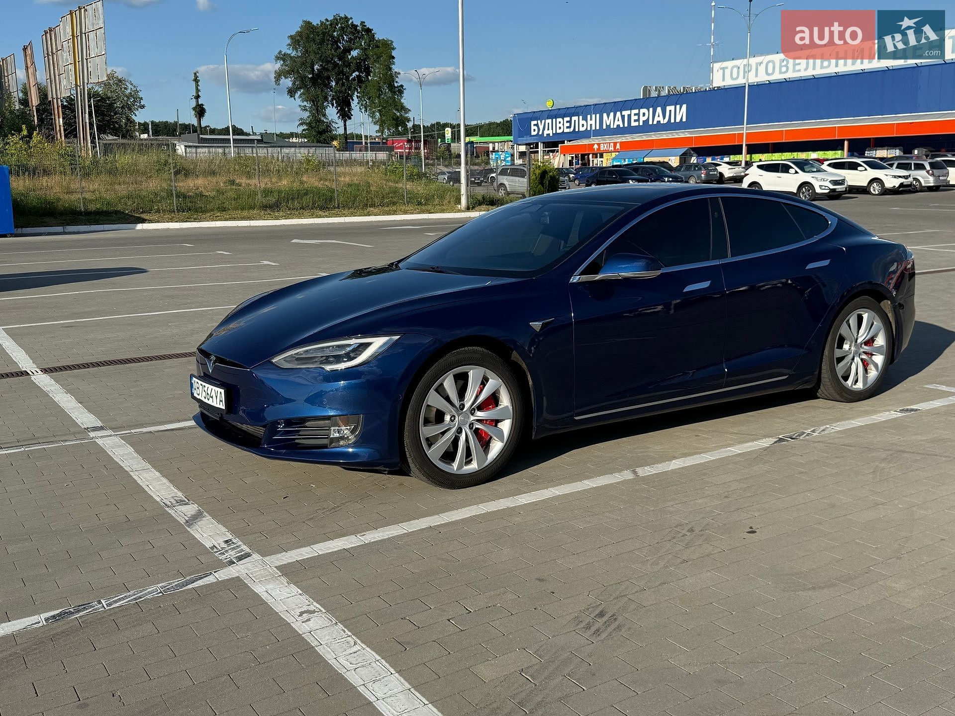 Tesla Model S 2018 VIN 5YJSA1E24JF282880 фото оголошення 25 з 31