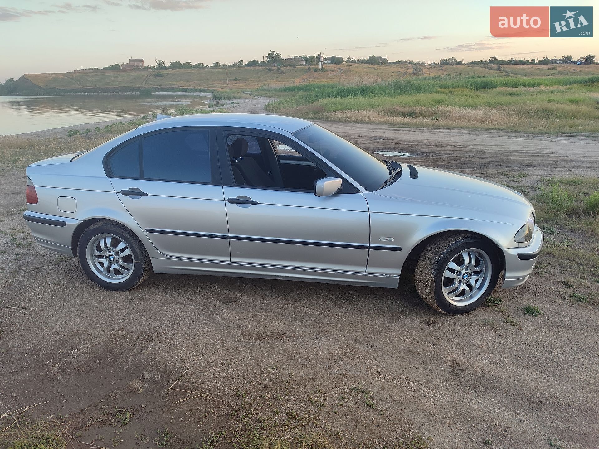 BMW 3 Series 1999 VIN WBAAL31070JJ57804 фото оголошення 2 з 10
