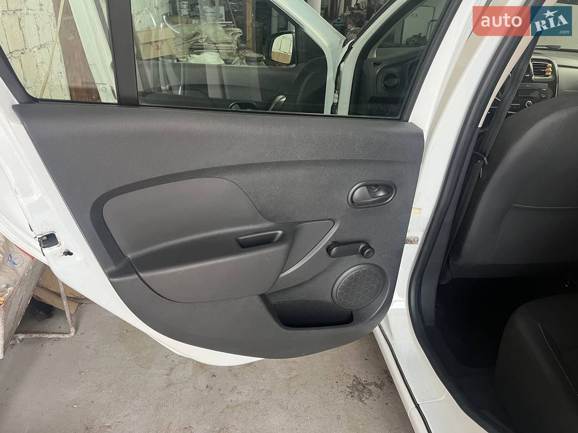 Renault Logan 2019 VIN VF14SRCL464335723 фото оголошення 11 з 15