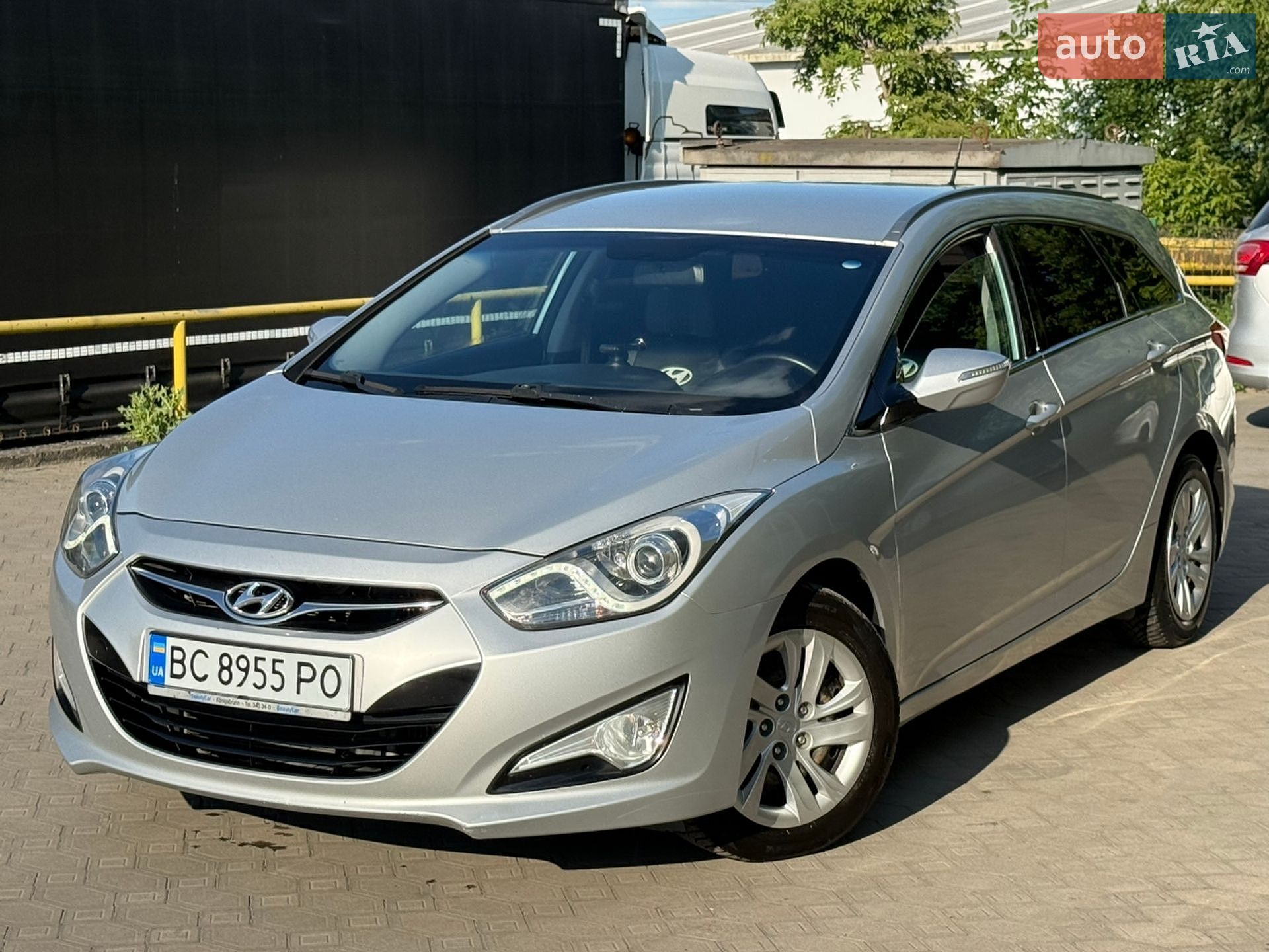 Hyundai i40 2013 VIN KMHLB81UADU063631 фото оголошення 18 з 50