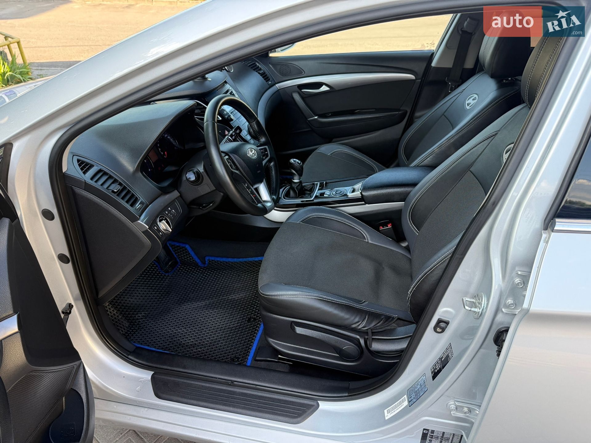 Hyundai i40 2013 VIN KMHLB81UADU063631 фото оголошення 28 з 50