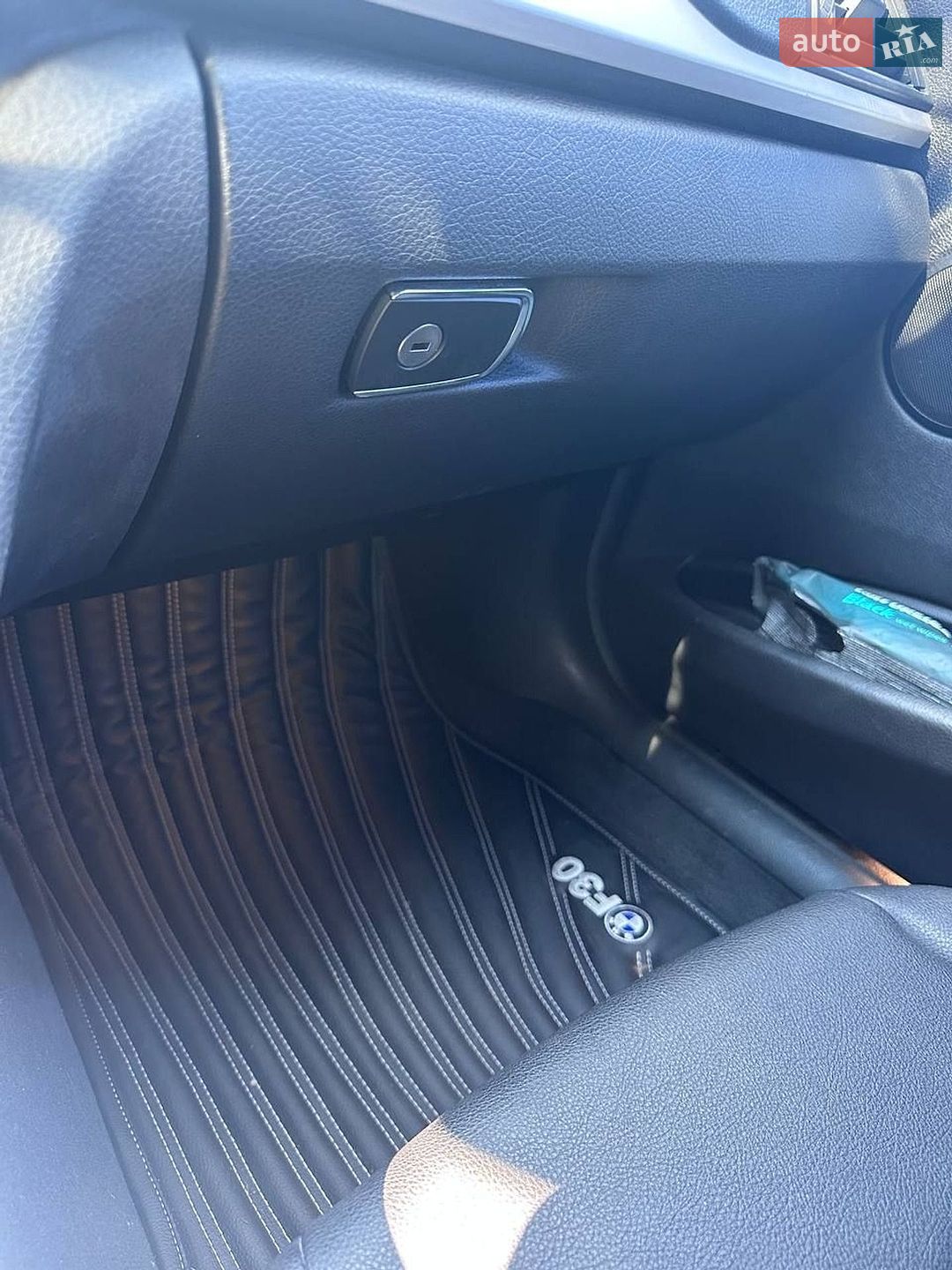 BMW 3 Series 2013 VIN WBA3B1C51EK133668 фото оголошення 13 з 16