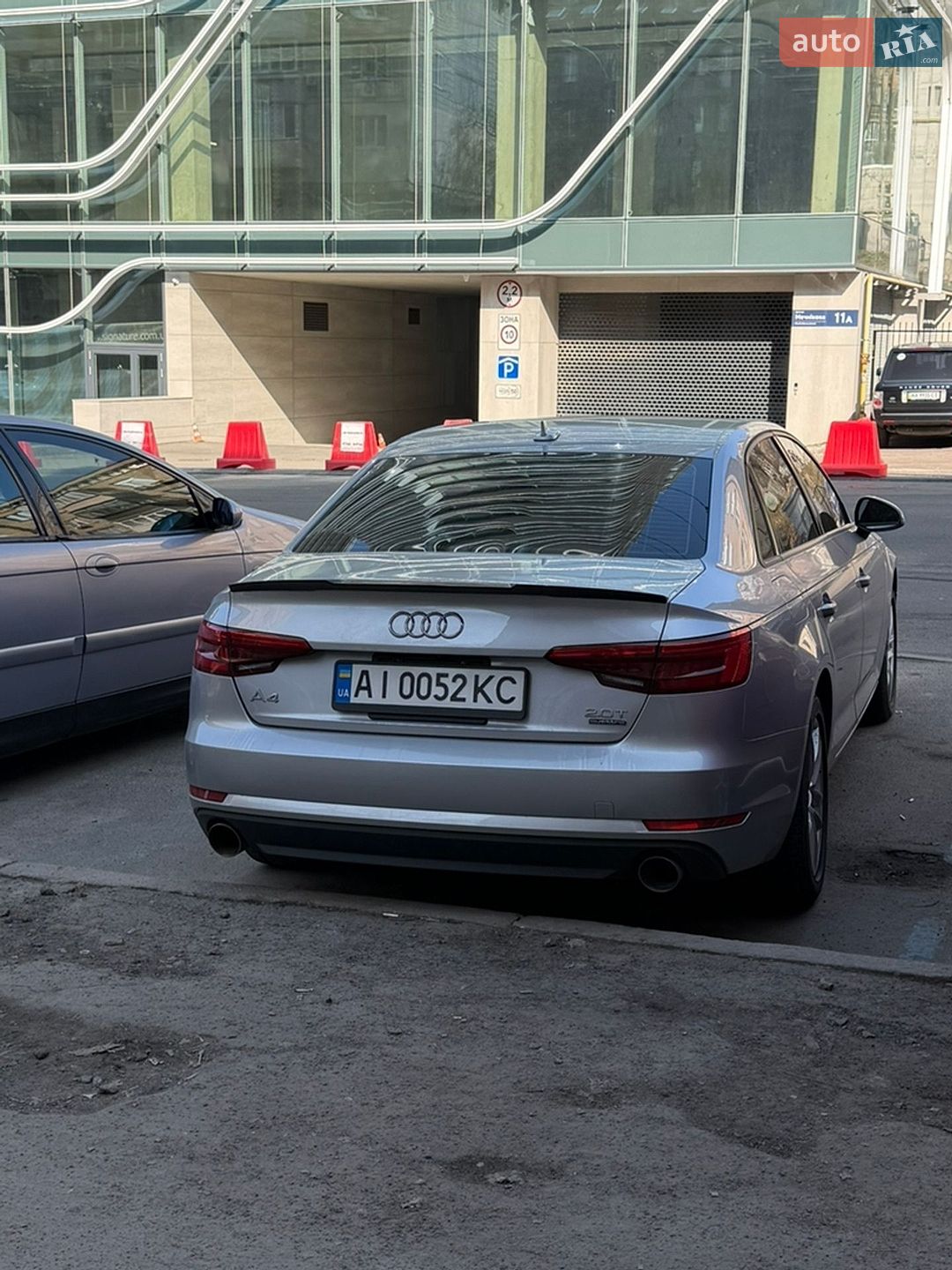 Audi A4 2016 VIN WAUANAF4XHN028308 фото оголошення 4 з 6