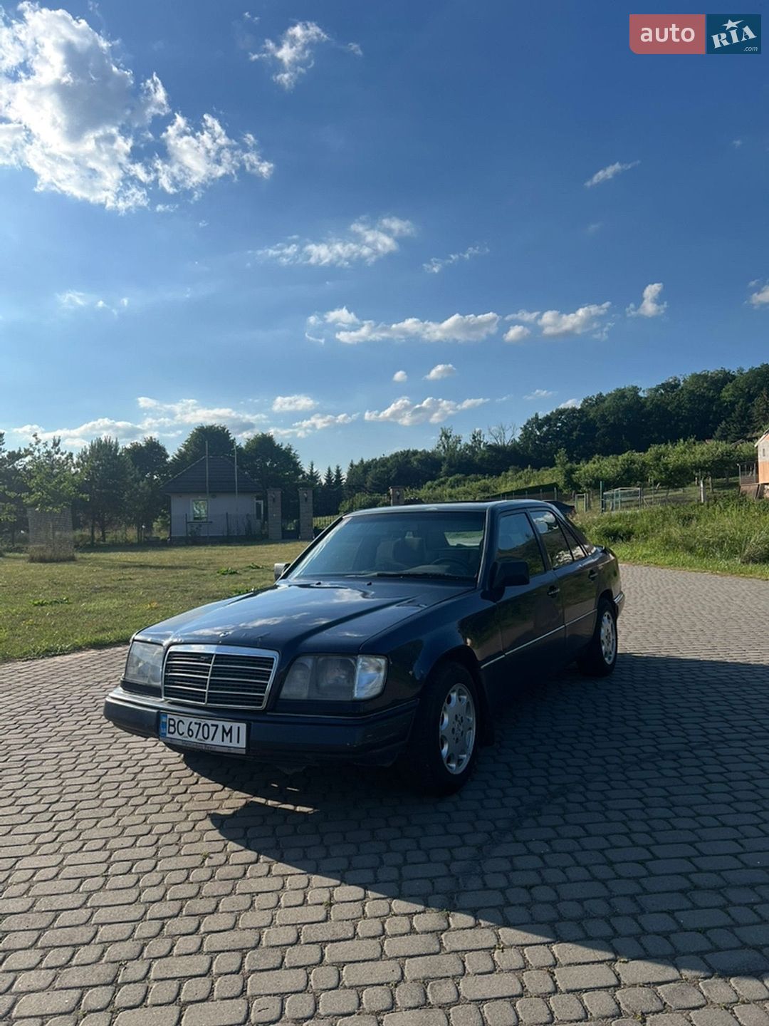 Mercedes-Benz E-Class 1994 VIN WDB12313092032094 фото оголошення 4 з 10