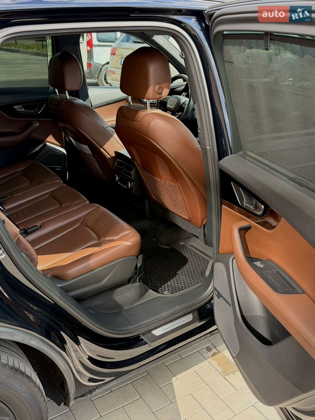 Audi Q7 2016 VIN WAUZZZ4M2HD028589 фото оголошення 33 з 40