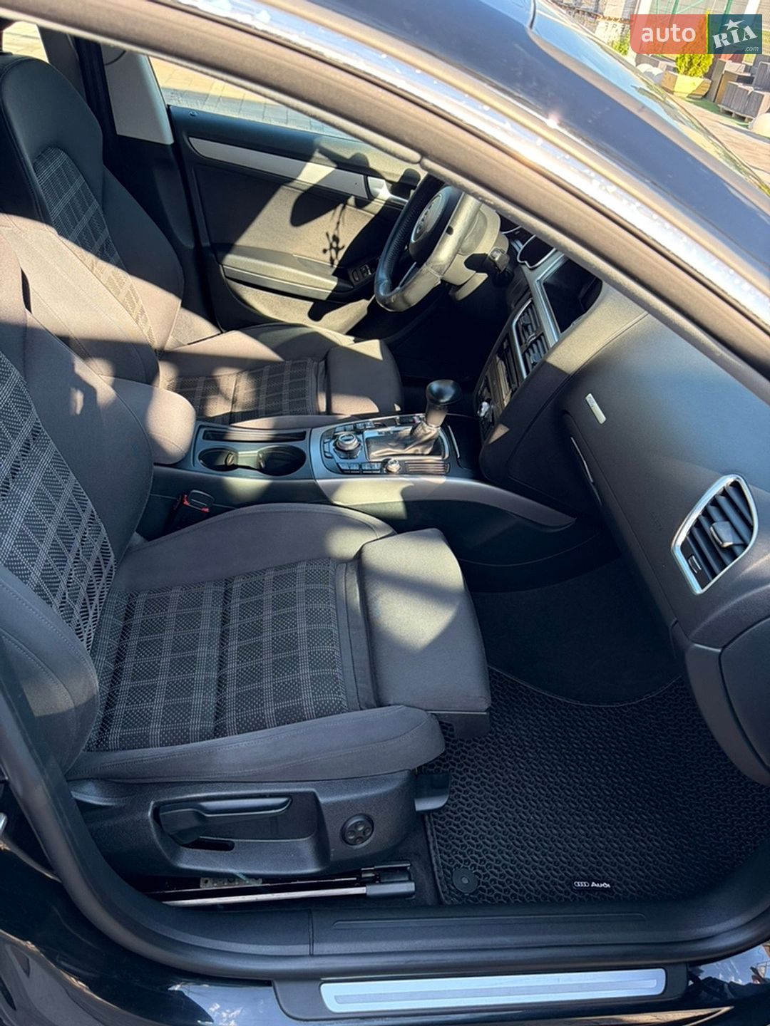 Audi A5 2014 VIN WAUZZZ8T5FA002620 фото оголошення 24 з 34
