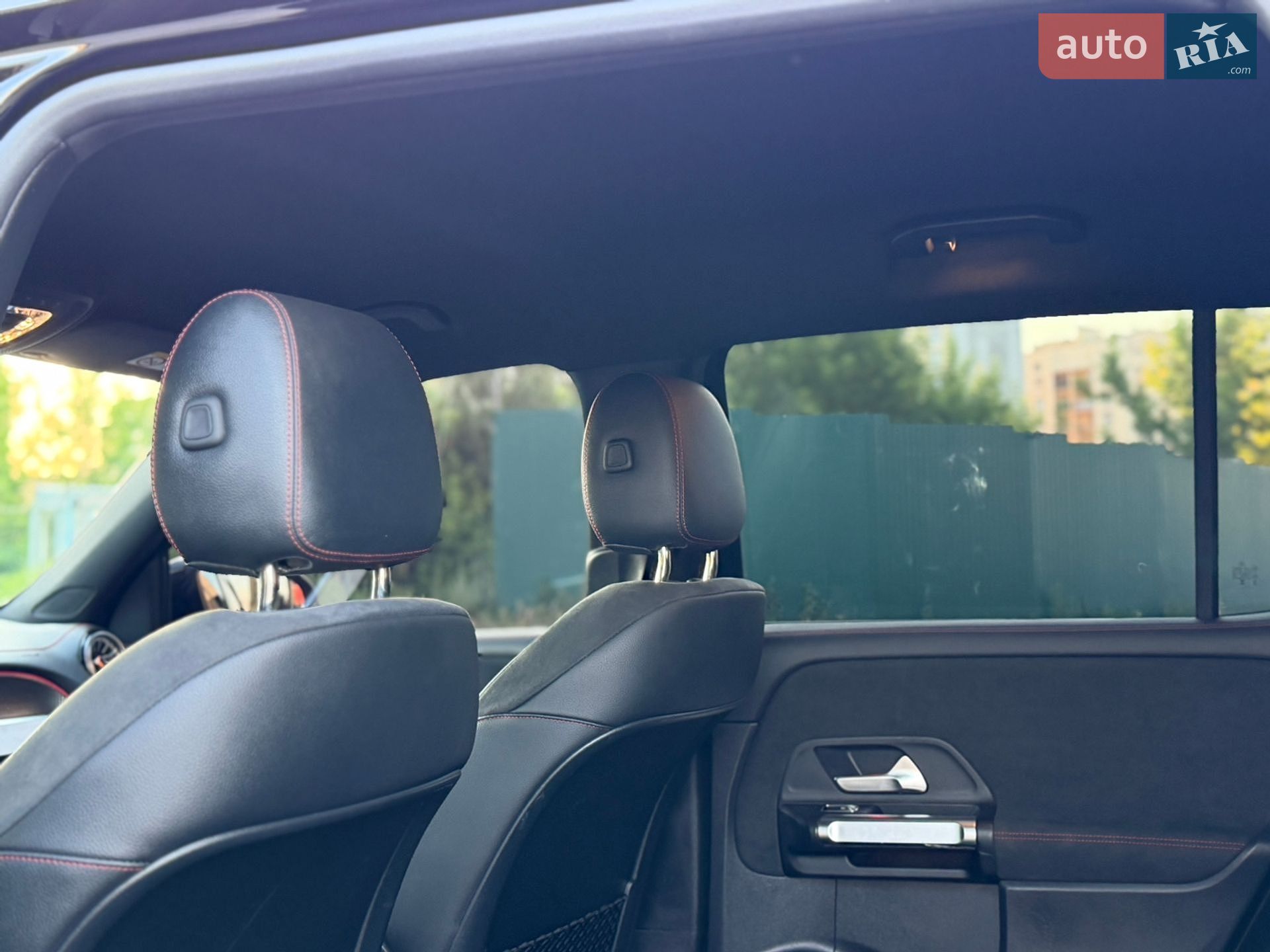 Mercedes-Benz EQB 2023 VIN W1N9M1CB5PN039610 фото оголошення 2 з 36