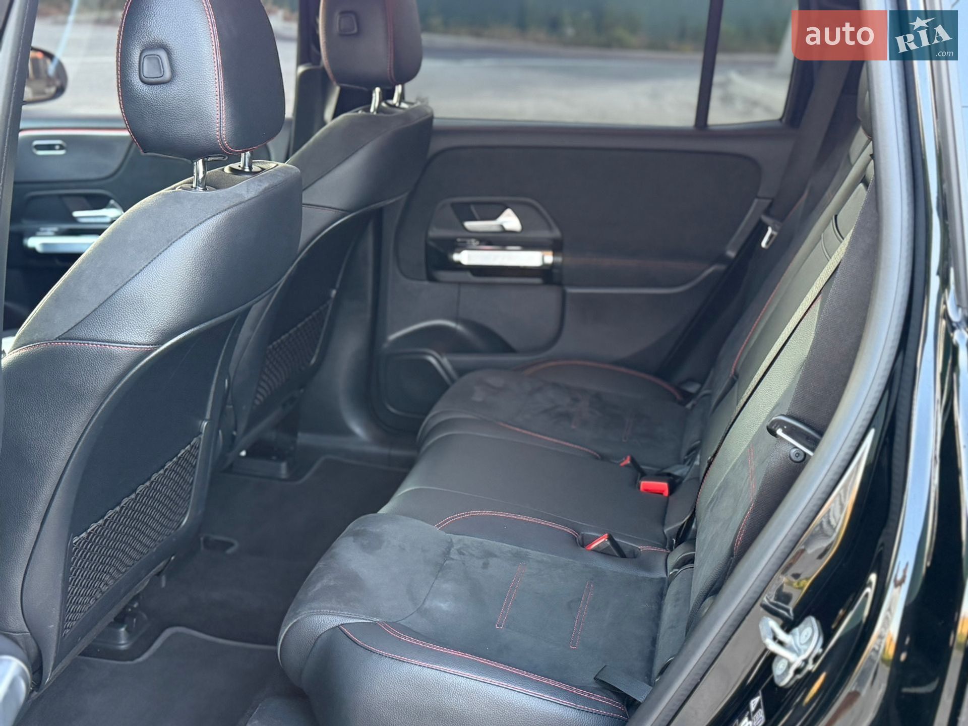 Mercedes-Benz EQB 2023 VIN W1N9M1CB5PN039610 фото оголошення 3 з 36