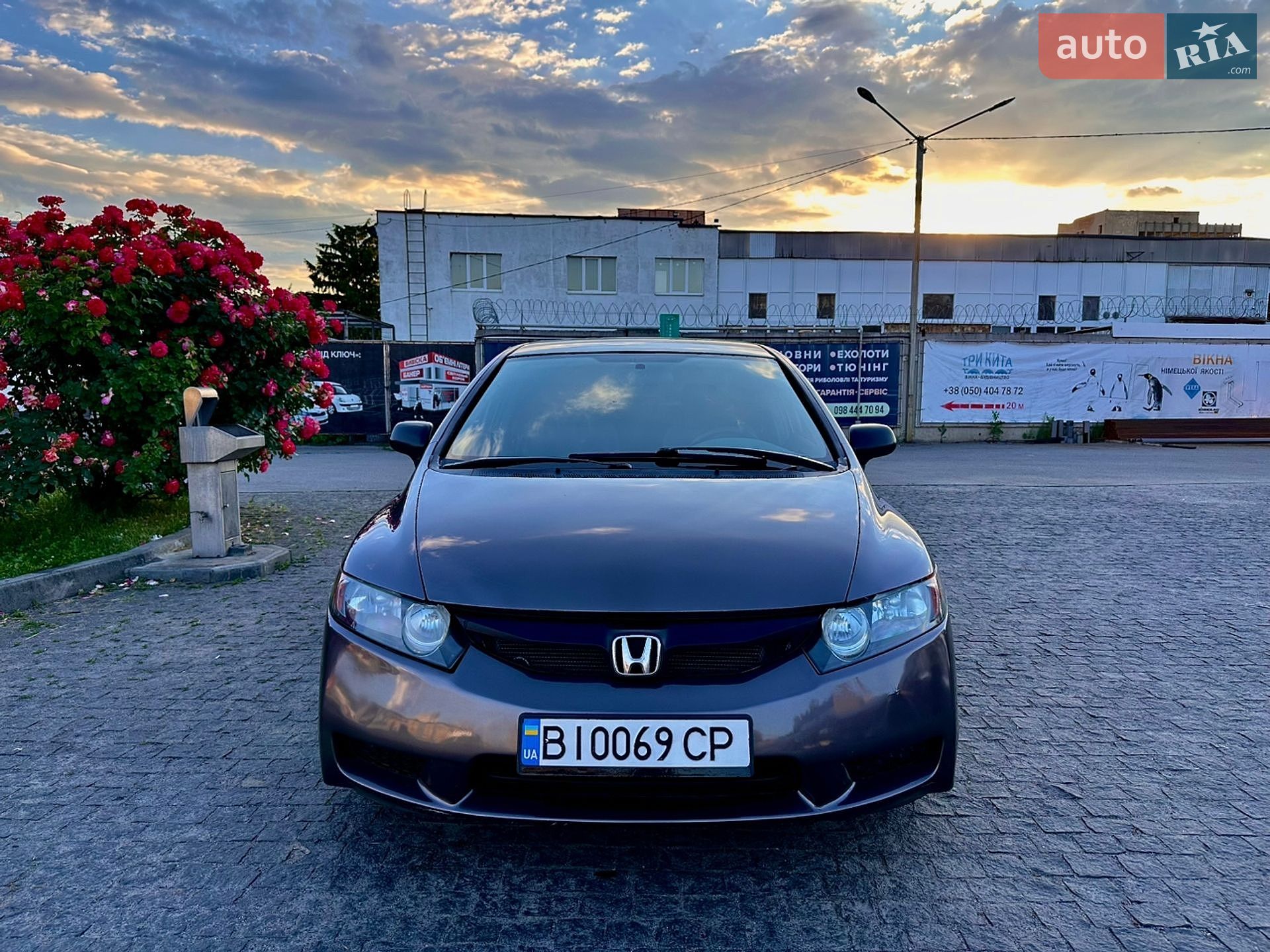 Honda Civic 2010 VIN 2HGFA1F48BH007608 фото оголошення 2 з 22