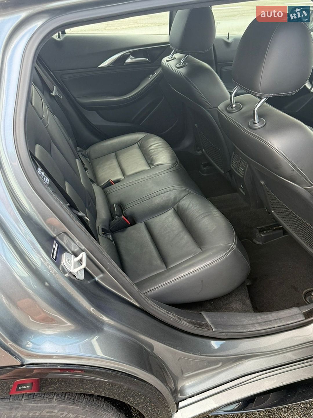 Infiniti QX30 2016 VIN SJKCH5CP3HA020550 фото оголошення 8 з 16
