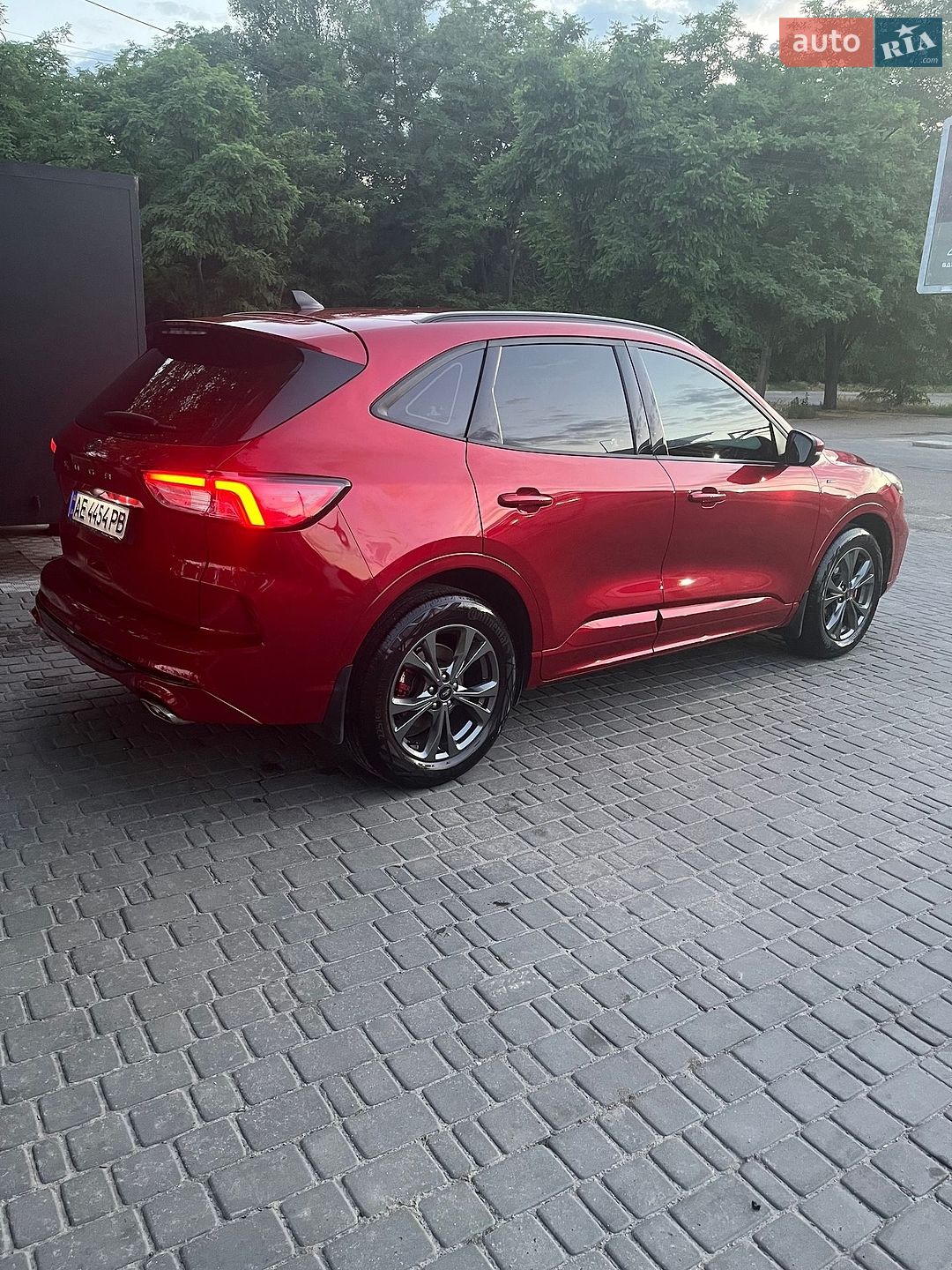 Ford Kuga 2021 VIN WF0FXXWPMFMK00647 фото оголошення 3 з 23