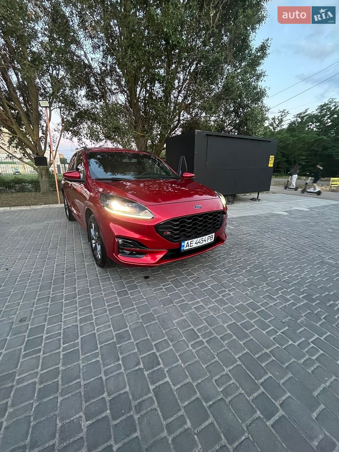 Ford Kuga 2021 VIN WF0FXXWPMFMK00647 фото оголошення 4 з 23