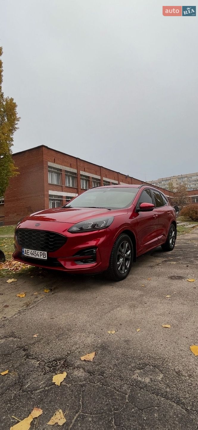 Ford Kuga 2021 VIN WF0FXXWPMFMK00647 фото оголошення 2 з 23