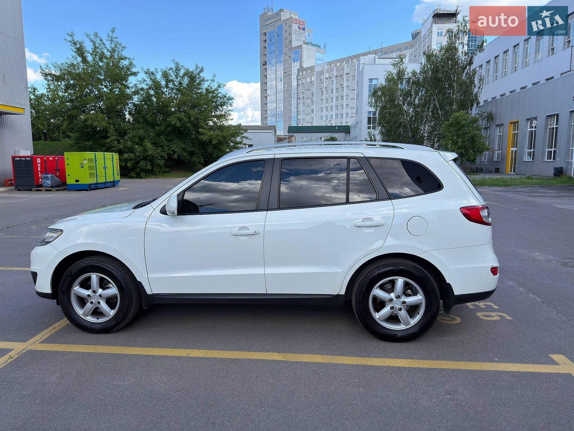 Hyundai Santa FE 2010 VIN KMHSH81XDBU702767 фото оголошення 8 з 58