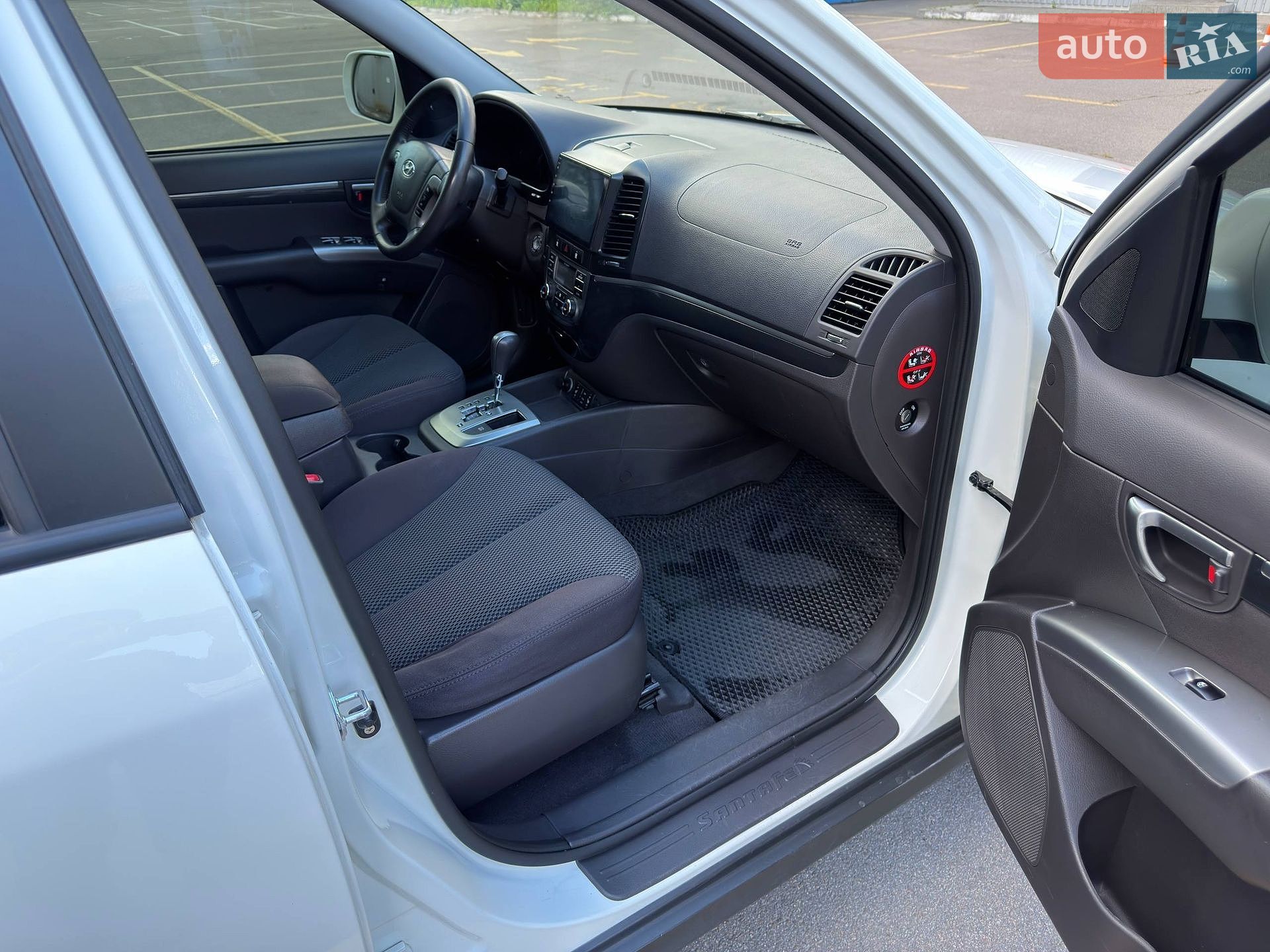 Hyundai Santa FE 2010 VIN KMHSH81XDBU702767 фото оголошення 16 з 58