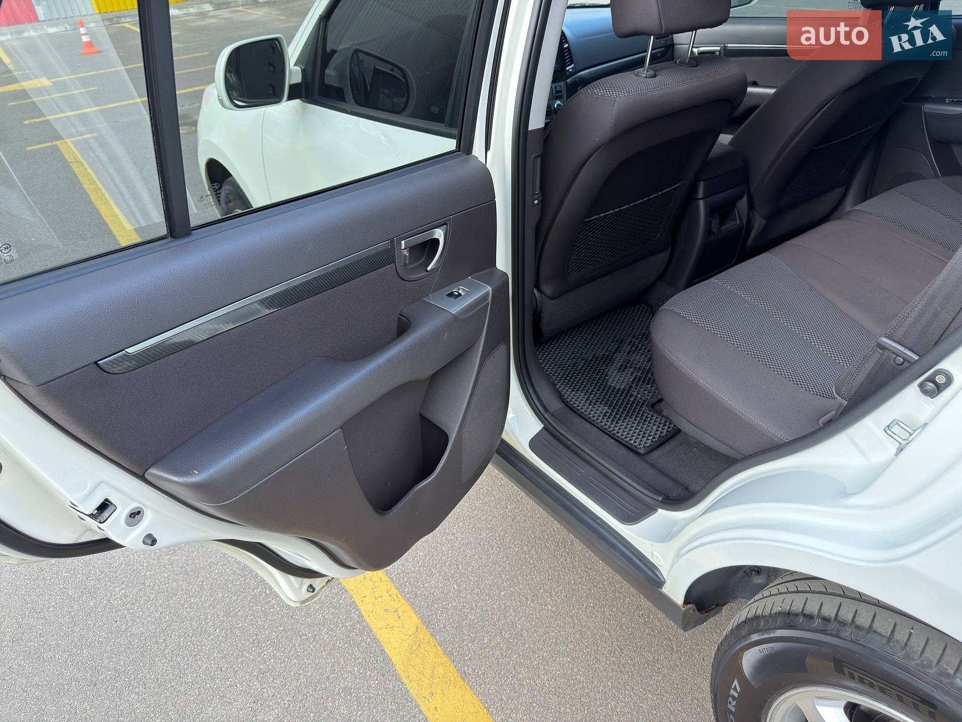 Hyundai Santa FE 2010 VIN KMHSH81XDBU702767 фото оголошення 22 з 58