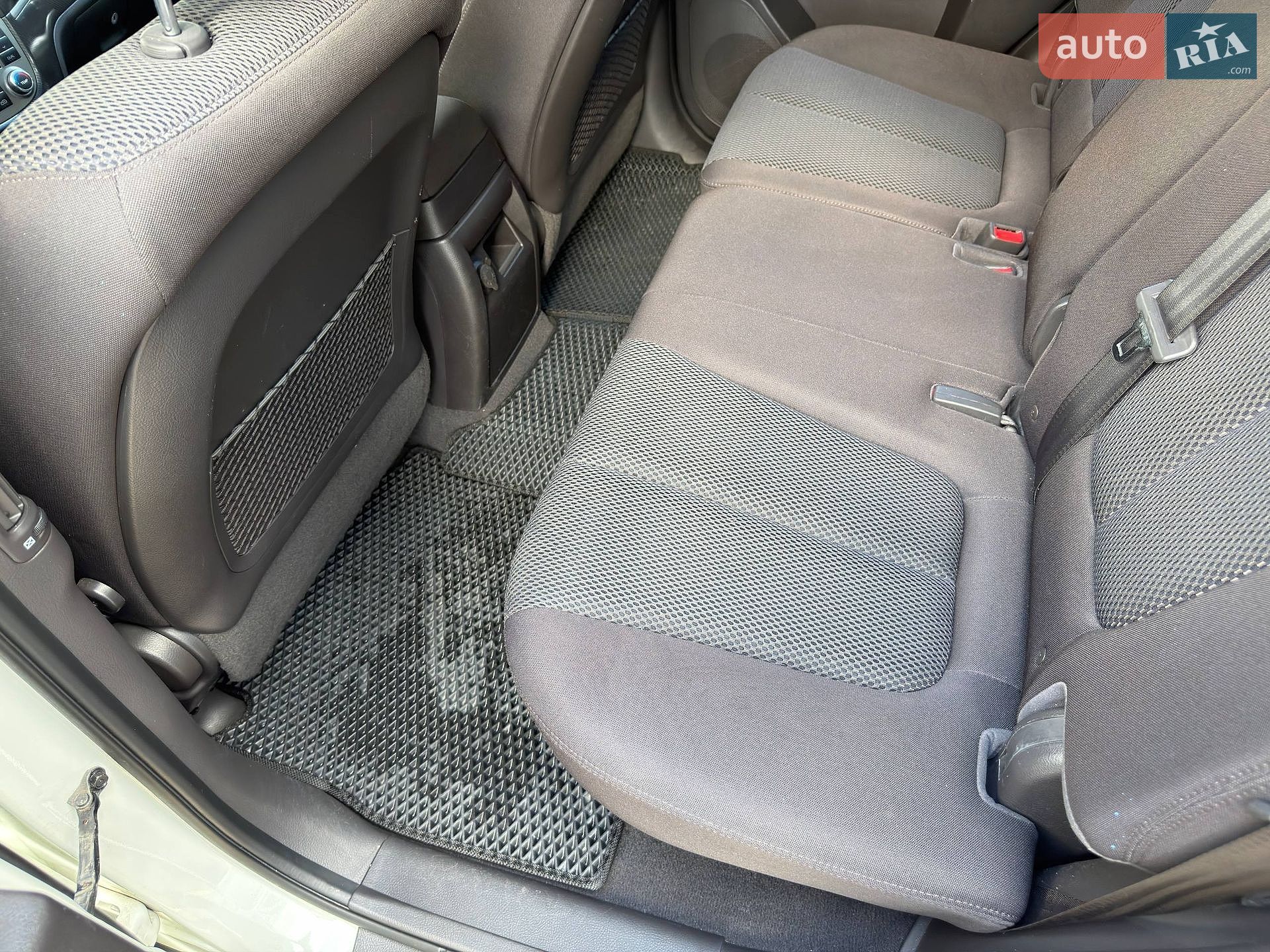 Hyundai Santa FE 2010 VIN KMHSH81XDBU702767 фото оголошення 24 з 58