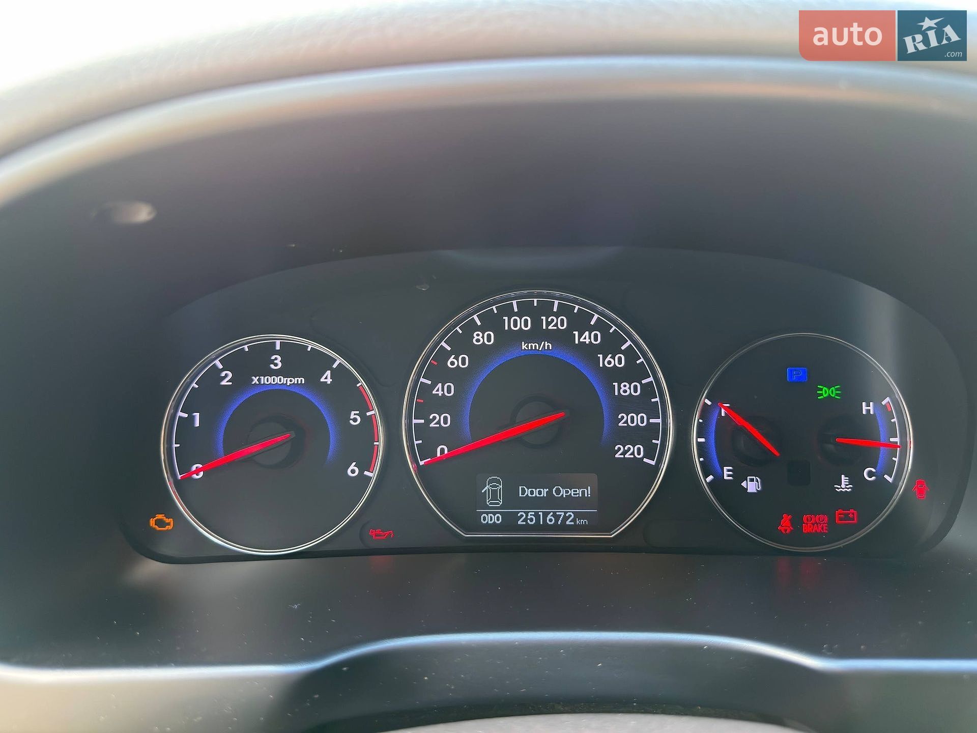 Hyundai Santa FE 2010 VIN KMHSH81XDBU702767 фото оголошення 32 з 58