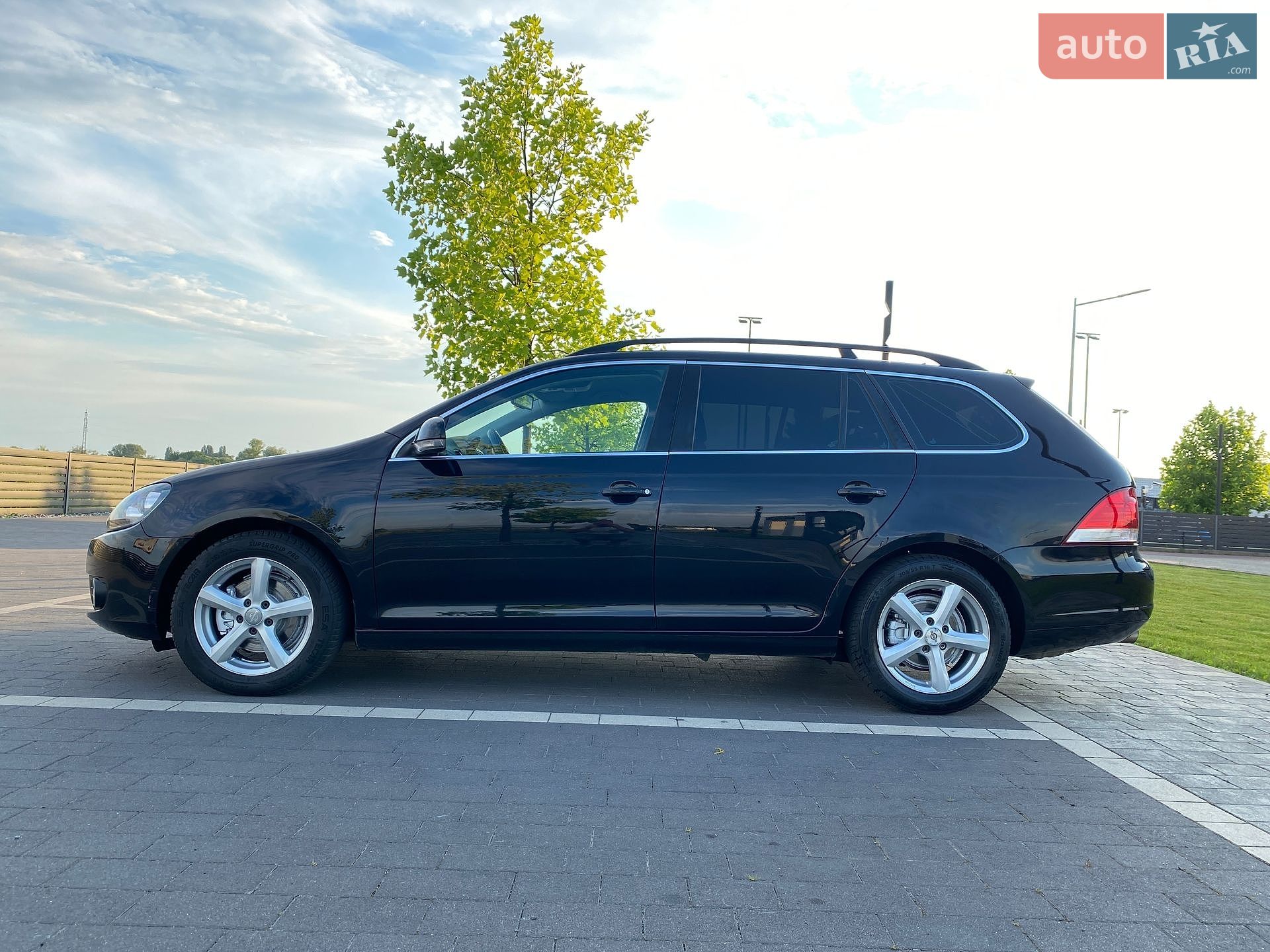 Volkswagen Golf 2011 VIN WVWZZZ1KZBM648529 фото оголошення 4 з 31