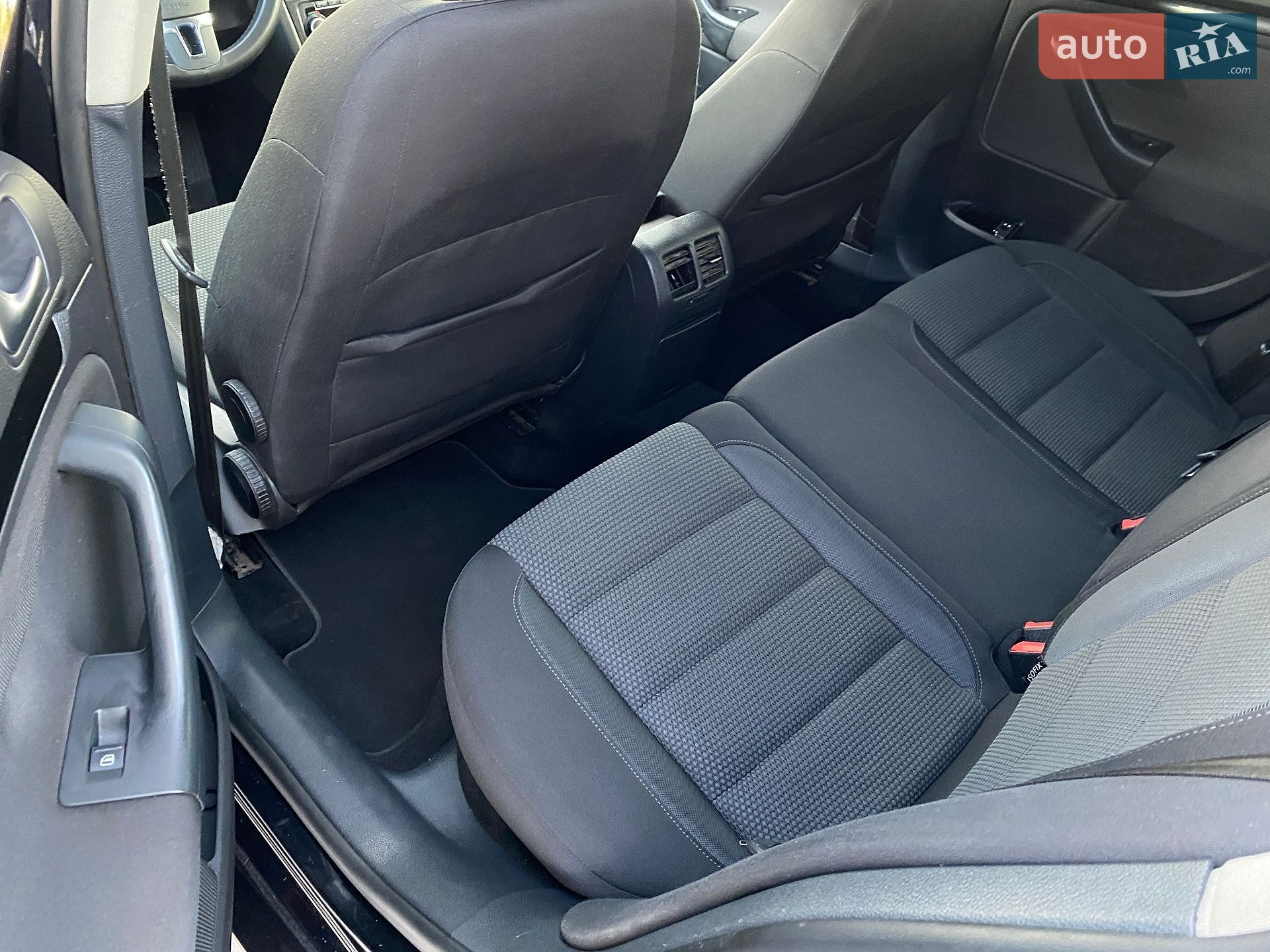 Volkswagen Golf 2011 VIN WVWZZZ1KZBM648529 фото оголошення 6 з 31