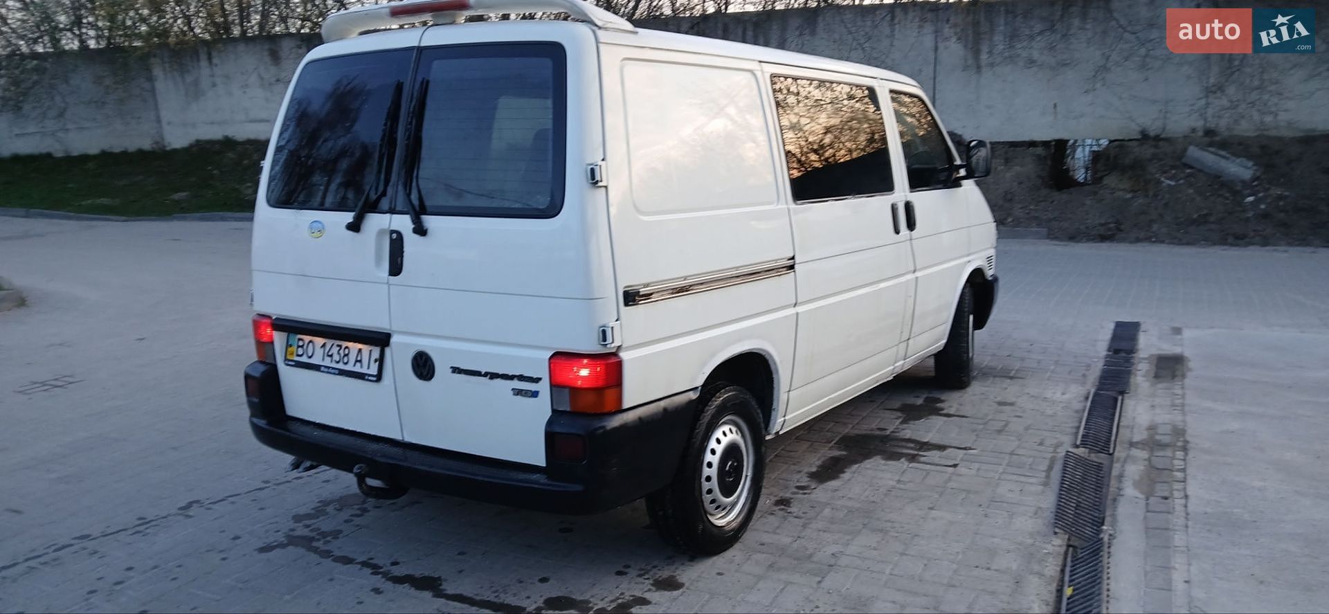 Volkswagen Transporter 1999 VIN WV1ZZZ70ZYH063037 фото оголошення 6 з 9